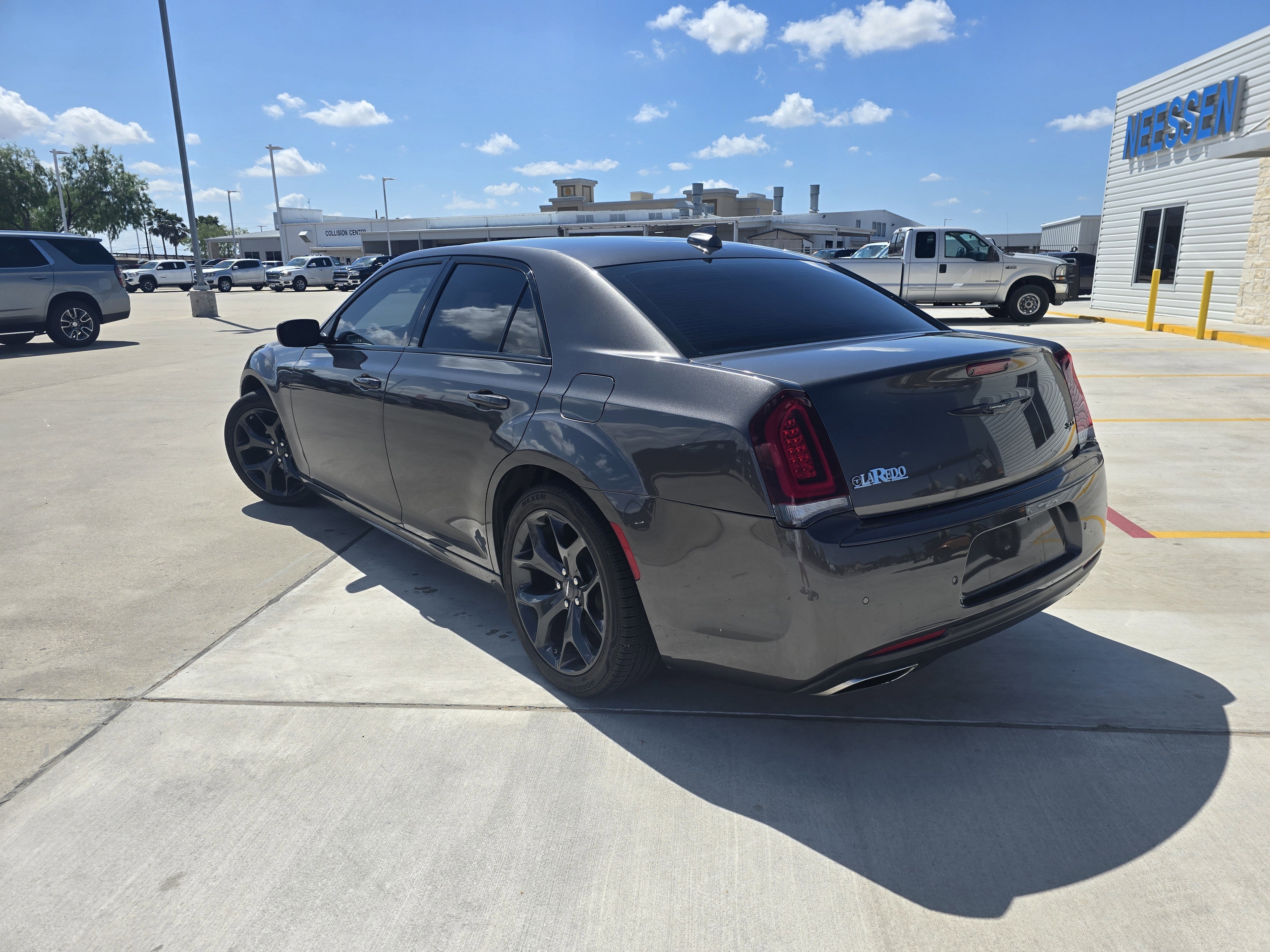 2022 Chrysler 300 Touring L