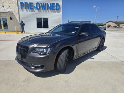 2022 Chrysler 300 Touring L