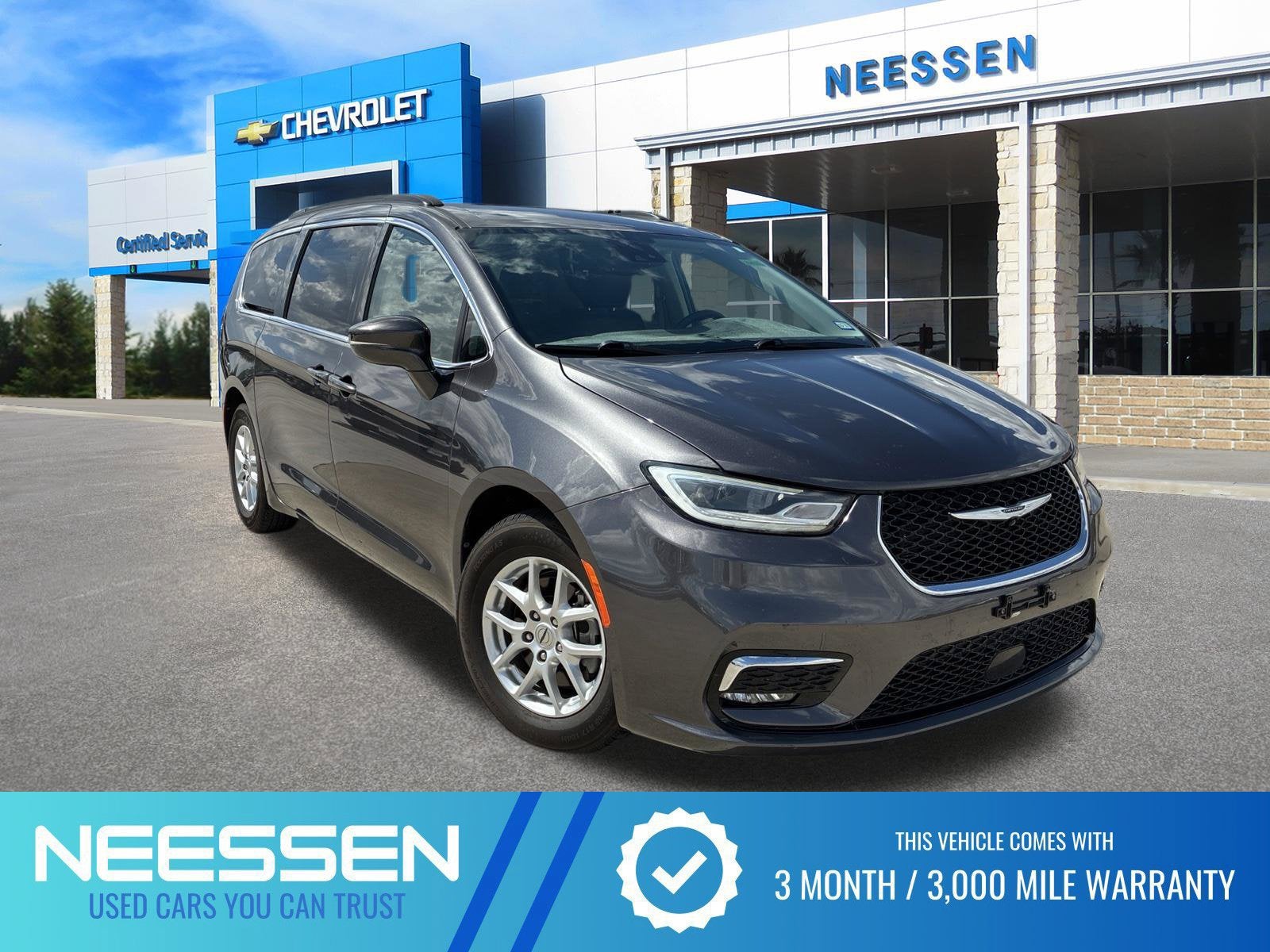 2022 Chrysler Pacifica Touring L