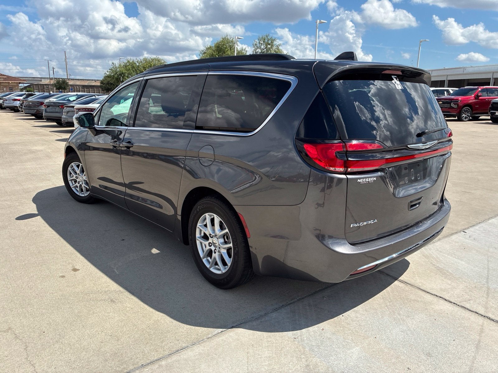 2022 Chrysler Pacifica Touring L