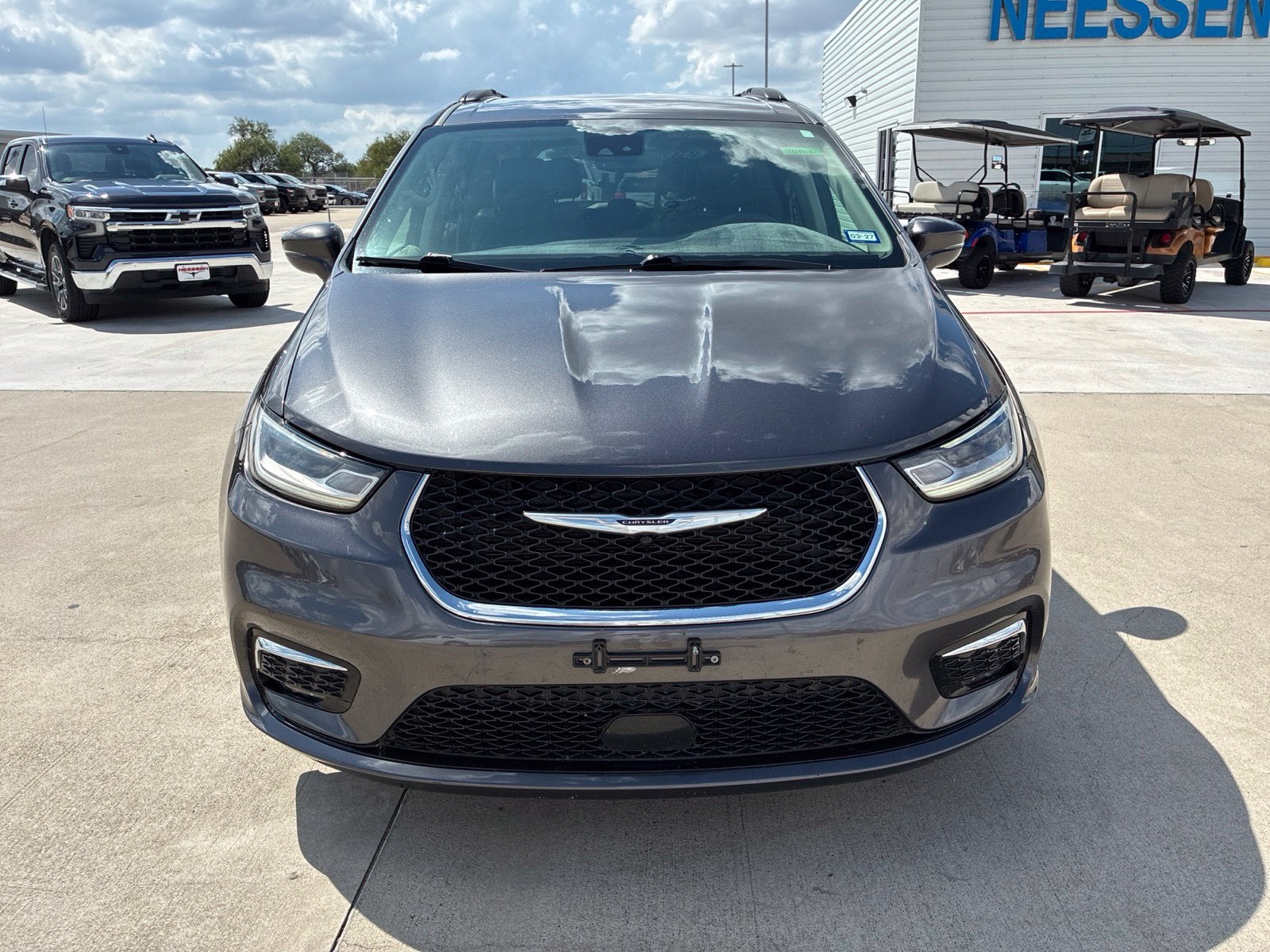 2022 Chrysler Pacifica Touring L