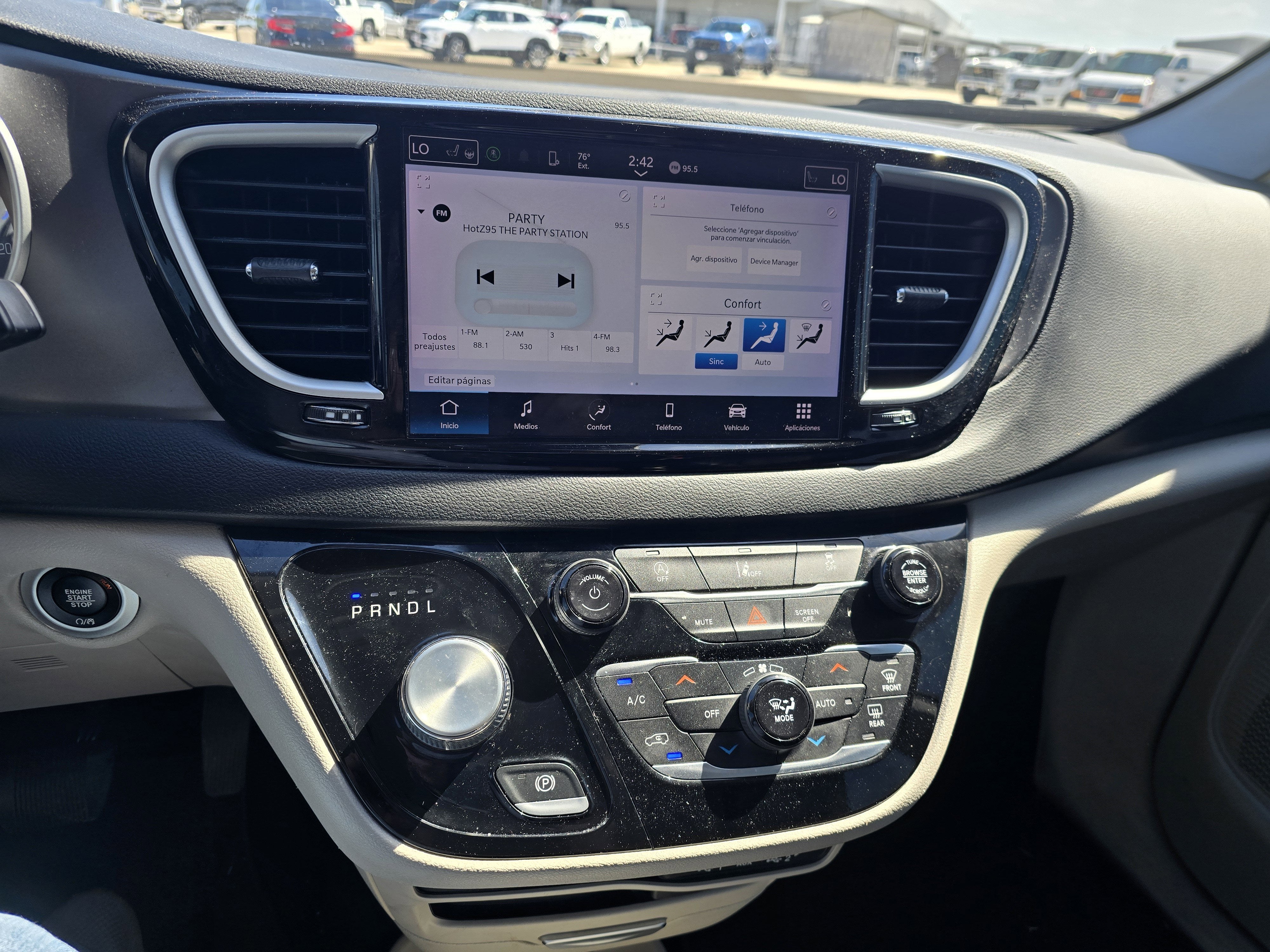 2022 Chrysler Pacifica Touring L