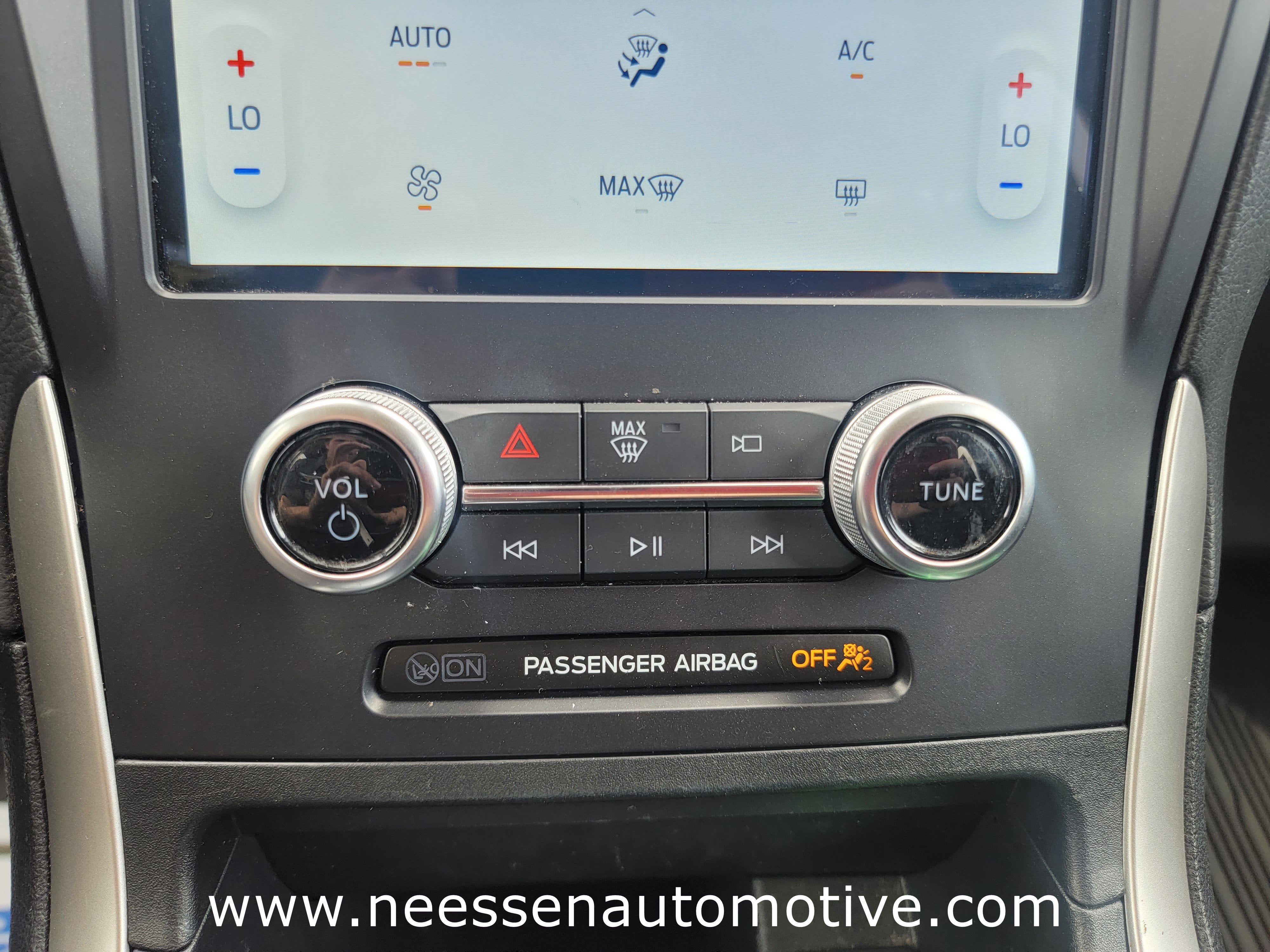 2024 Ford Edge SE