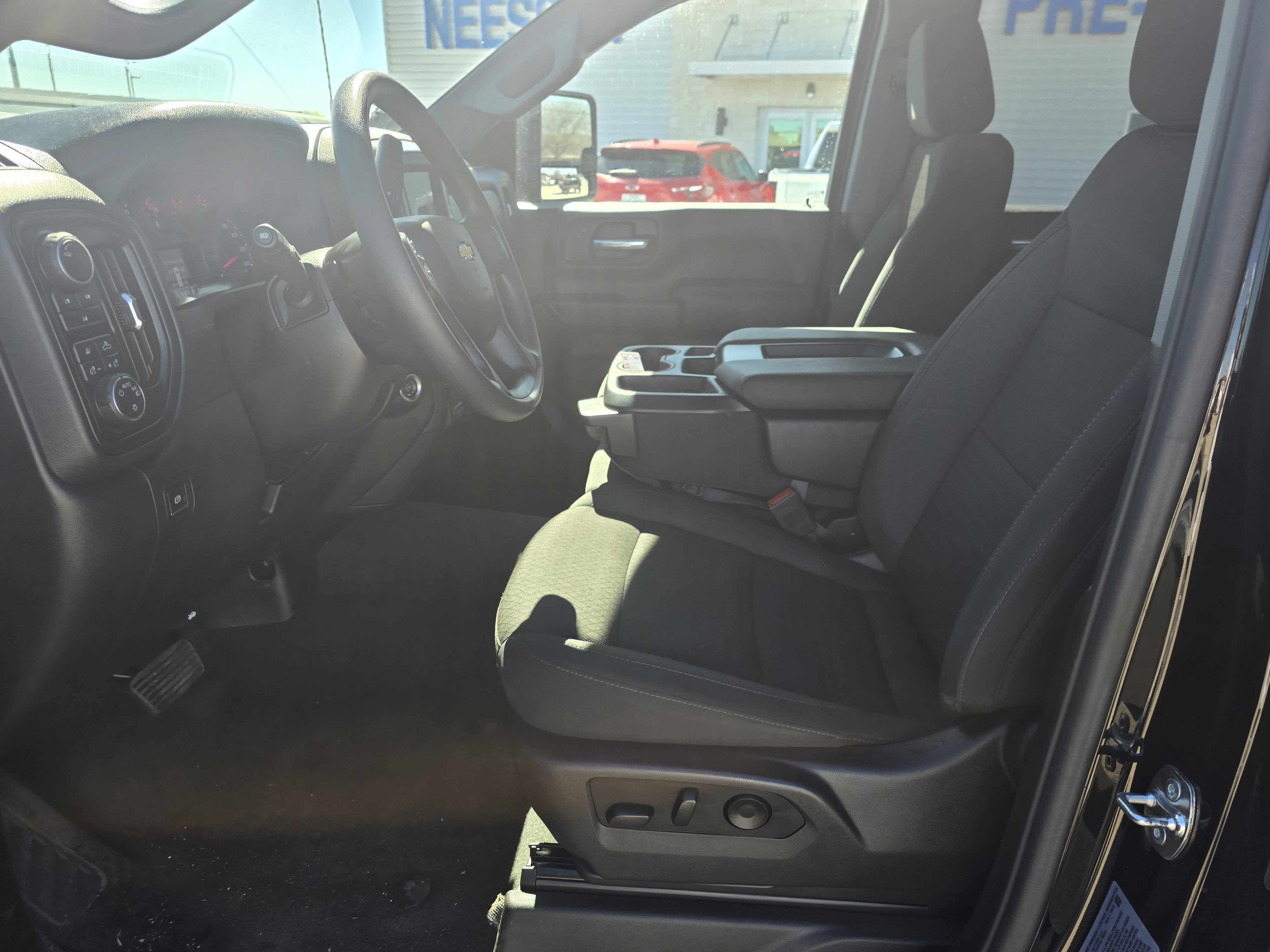 2025 Chevrolet Silverado 2500 HD Custom