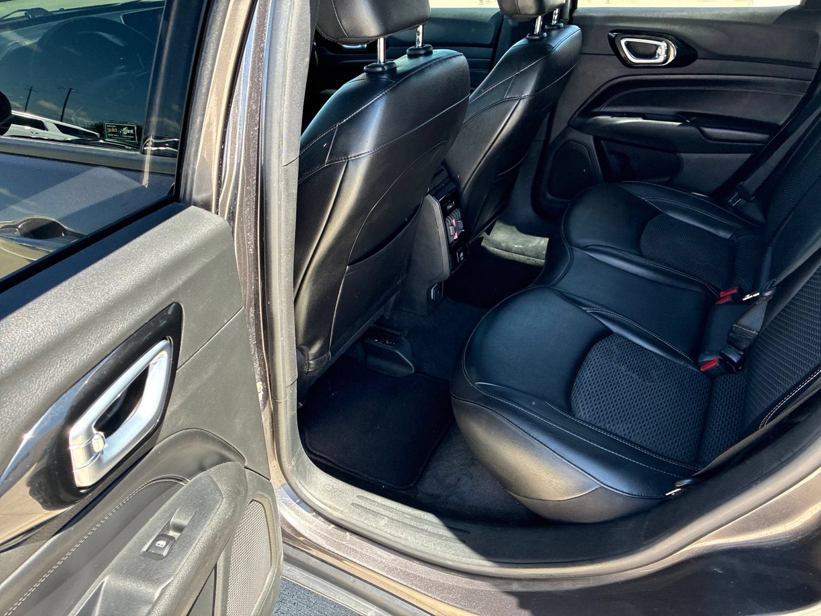 2023 Jeep Compass Altitude