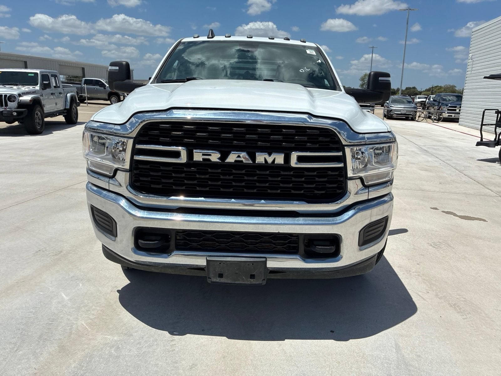 2024 RAM 3500 Chassis Cab SLT