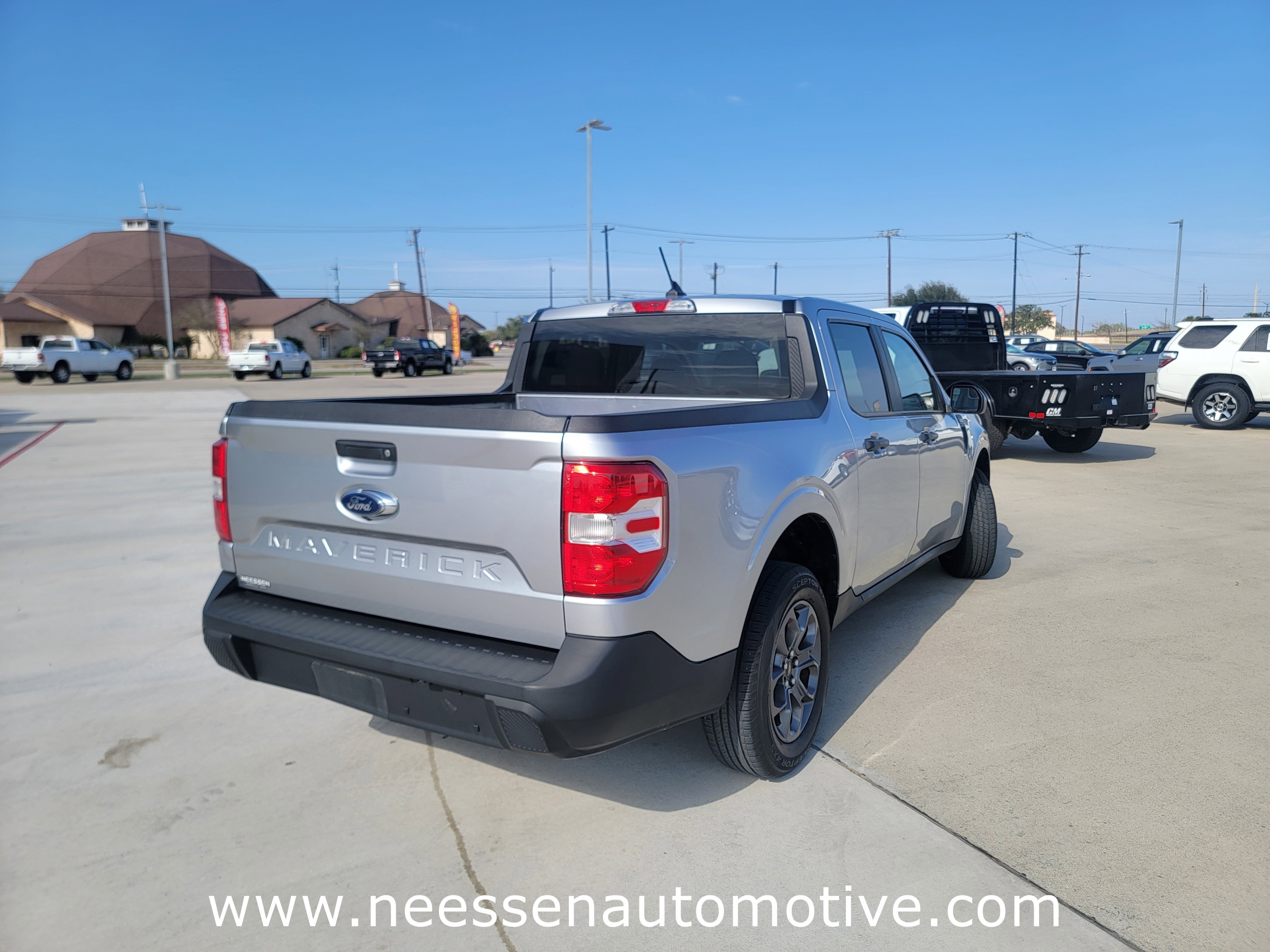 2022 Ford Maverick XL