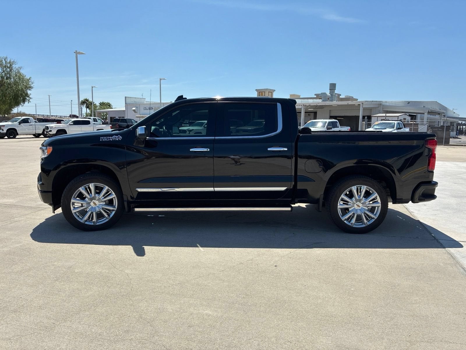 2023 Chevrolet Silverado 1500 High Country