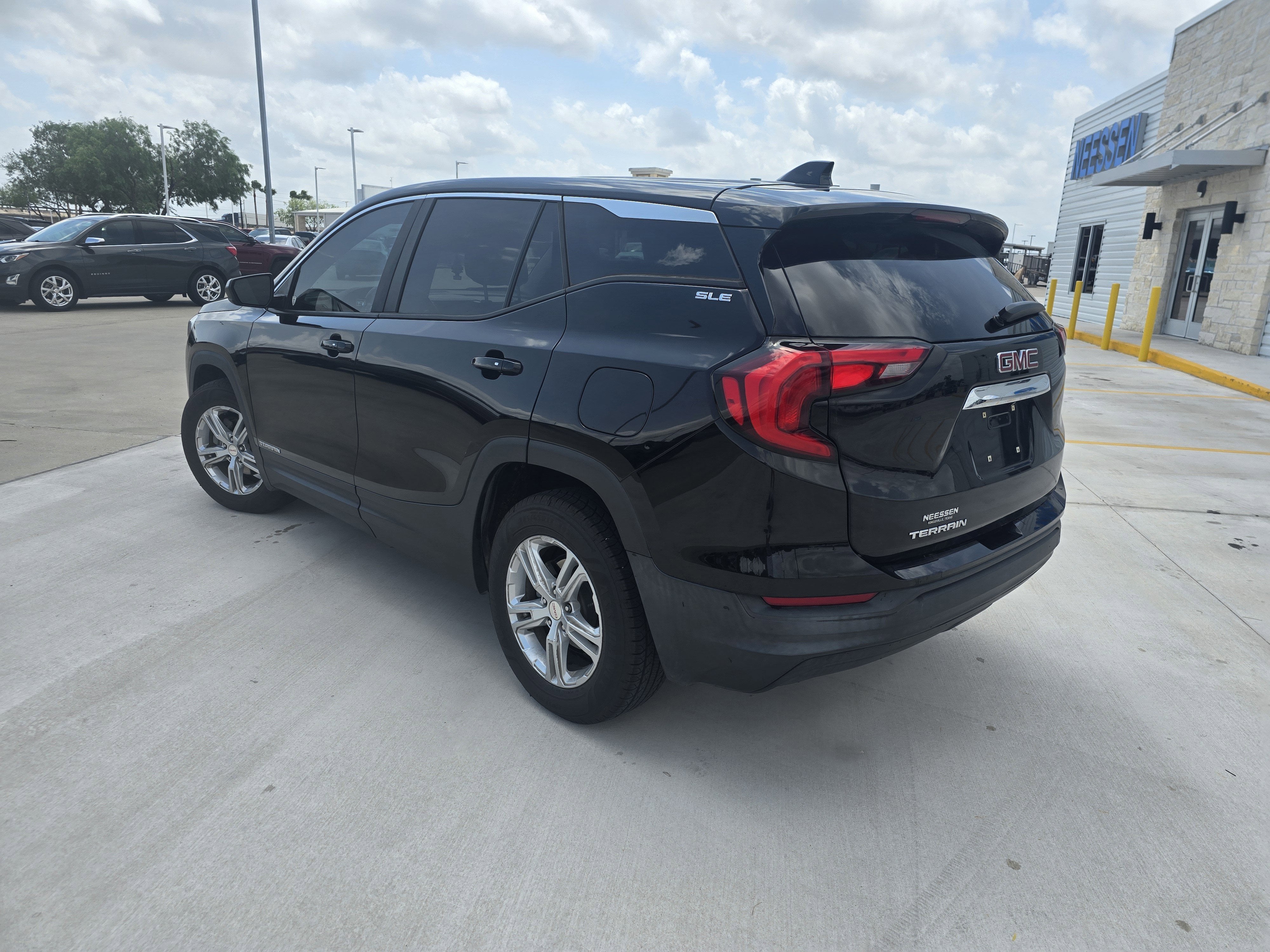 2021 GMC Terrain SLE