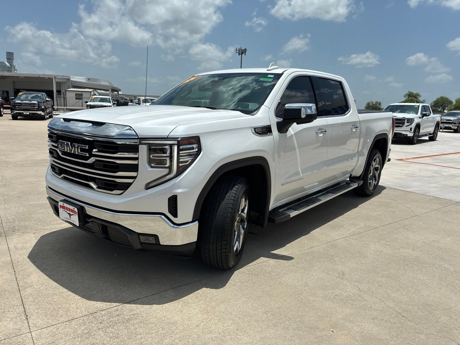 2022 GMC Sierra 1500 SLT