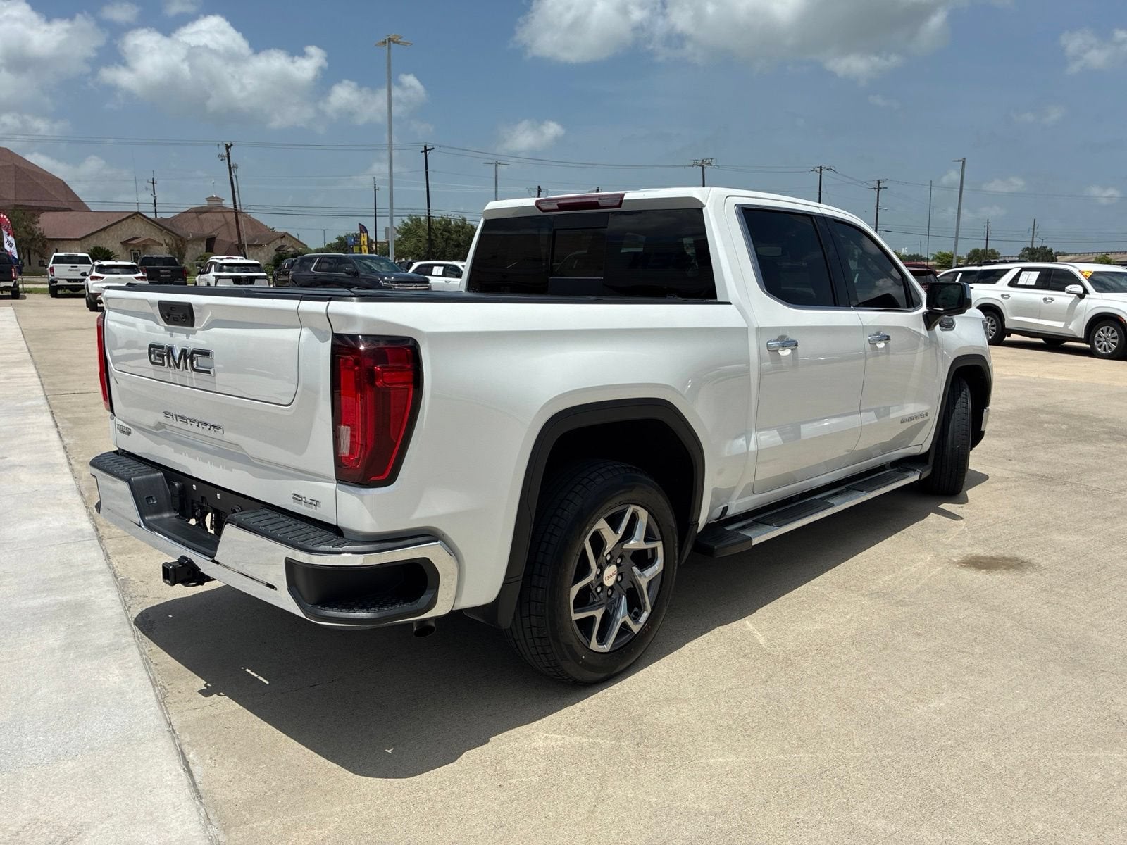 2022 GMC Sierra 1500 SLT