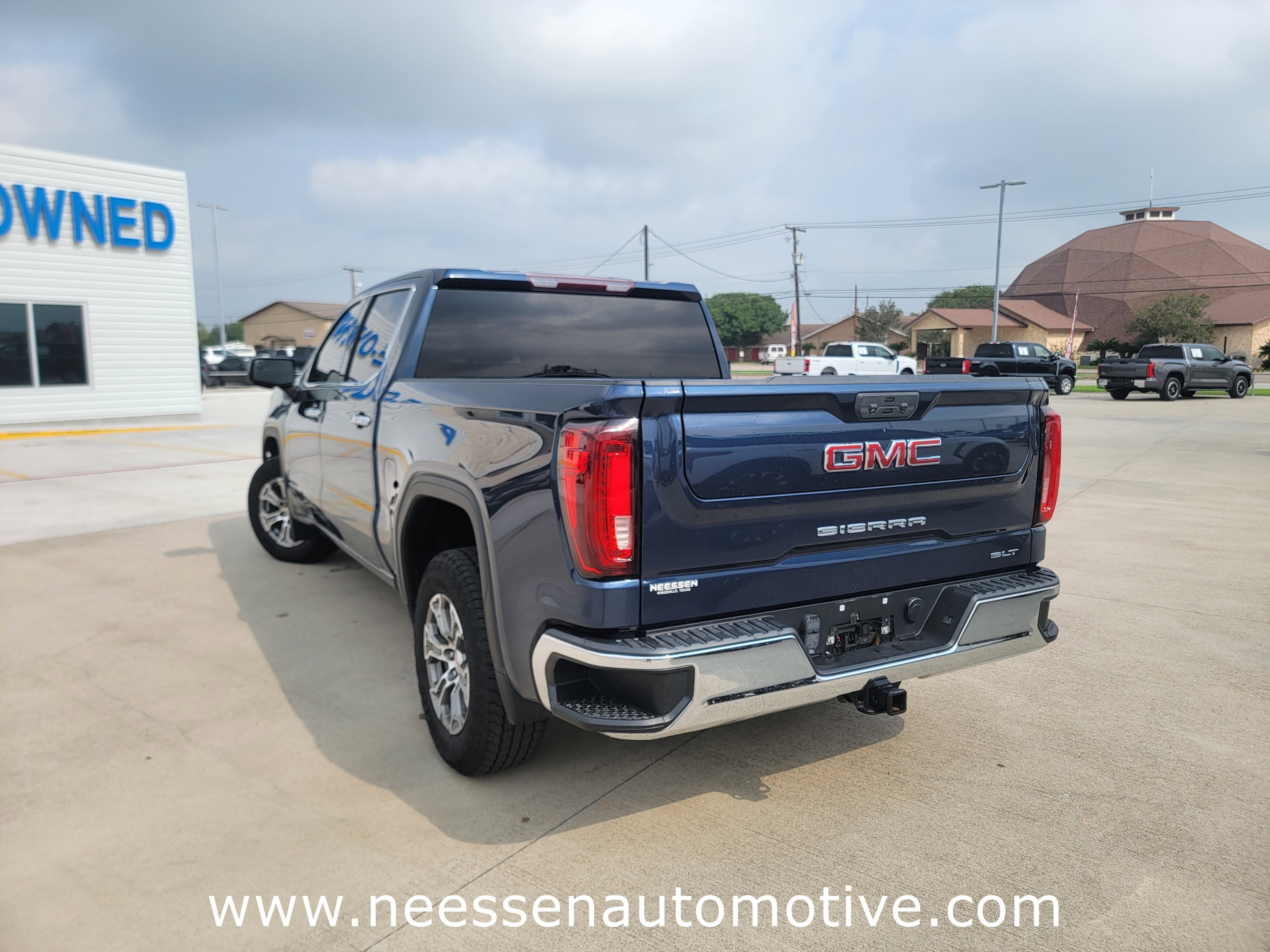 2022 GMC Sierra 1500 SLT