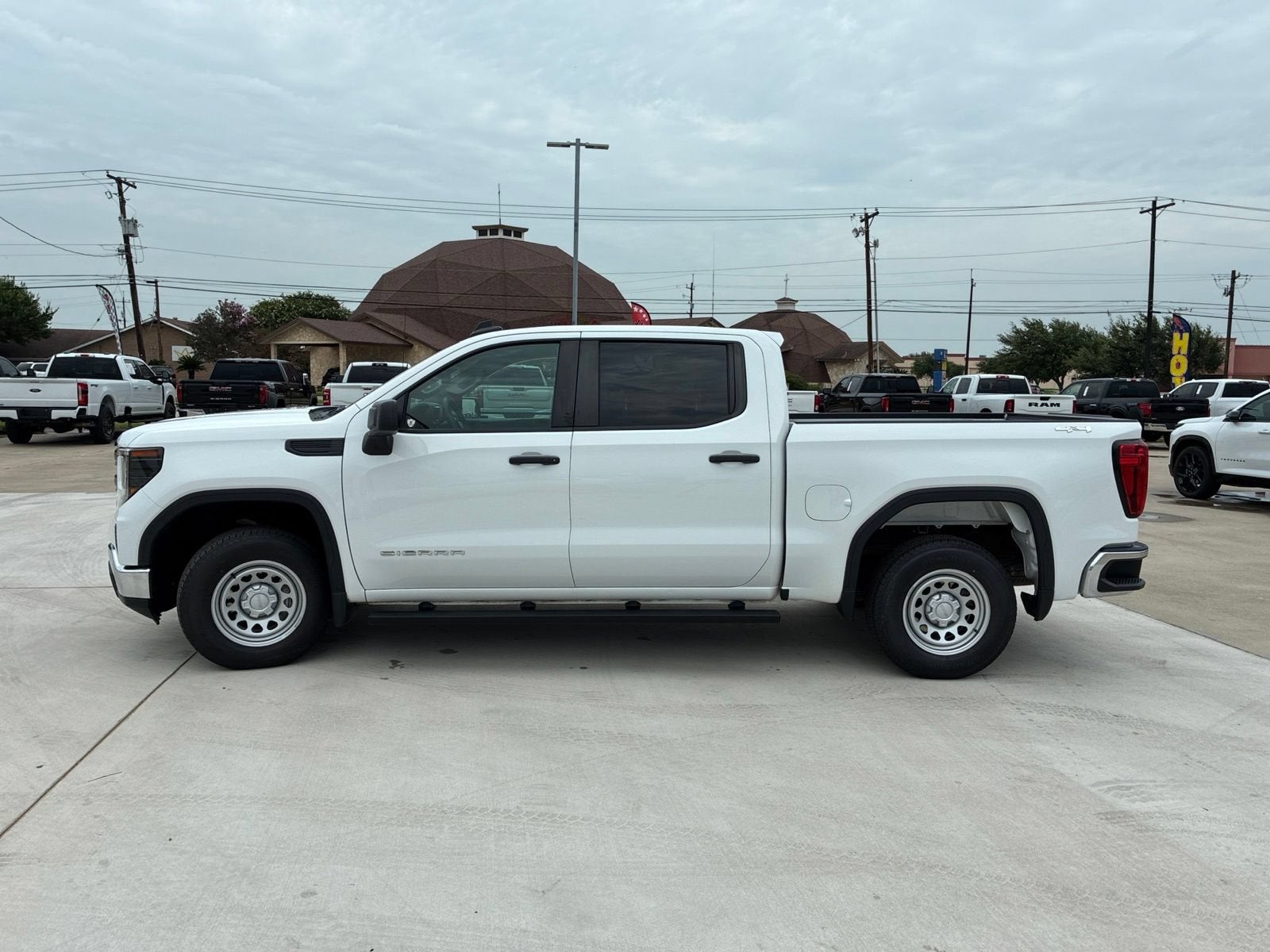 2024 GMC Sierra 1500 Pro