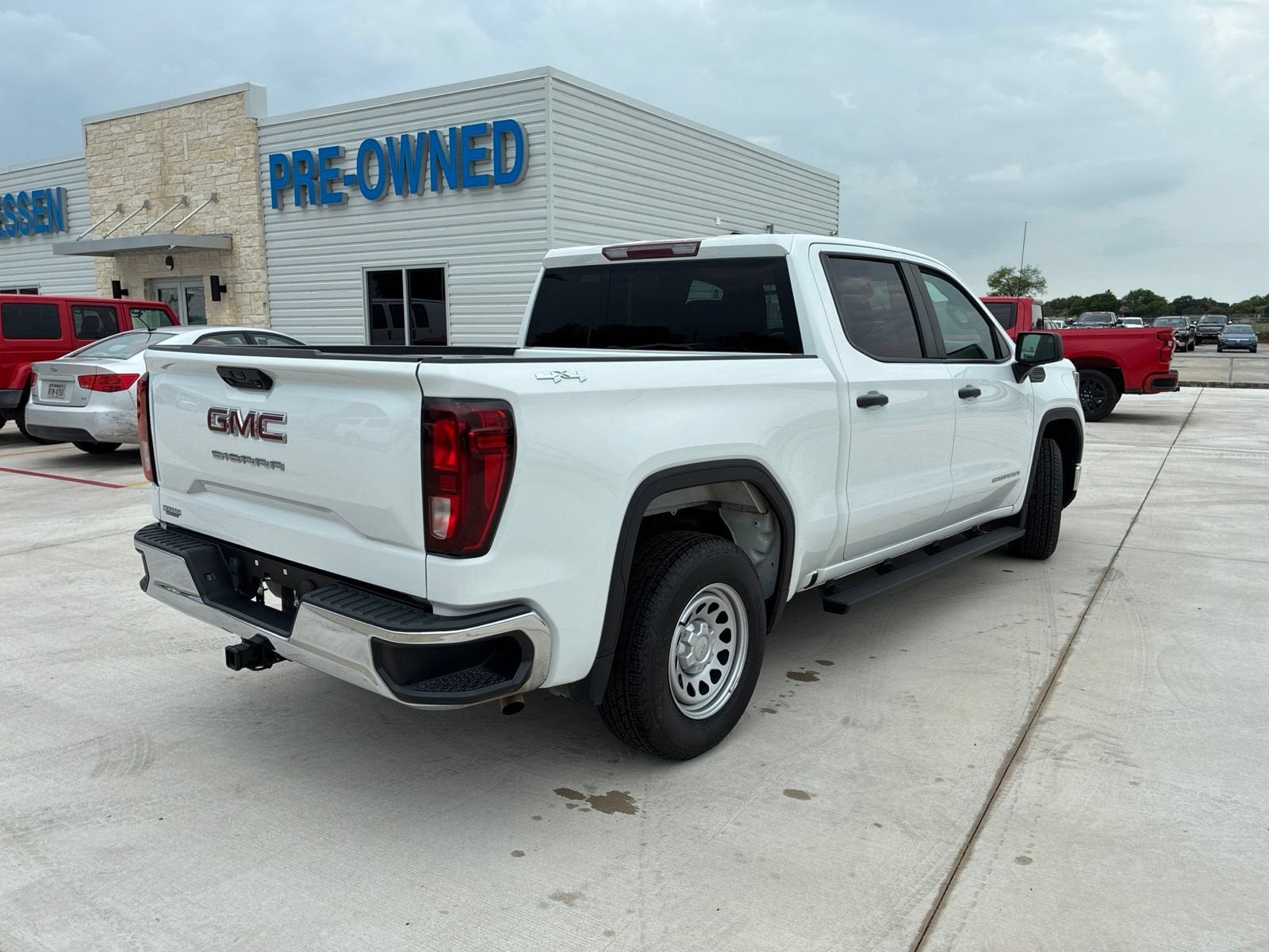 2024 GMC Sierra 1500 Pro