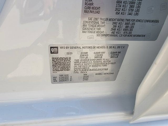 2025 GMC Sierra 1500 AT4