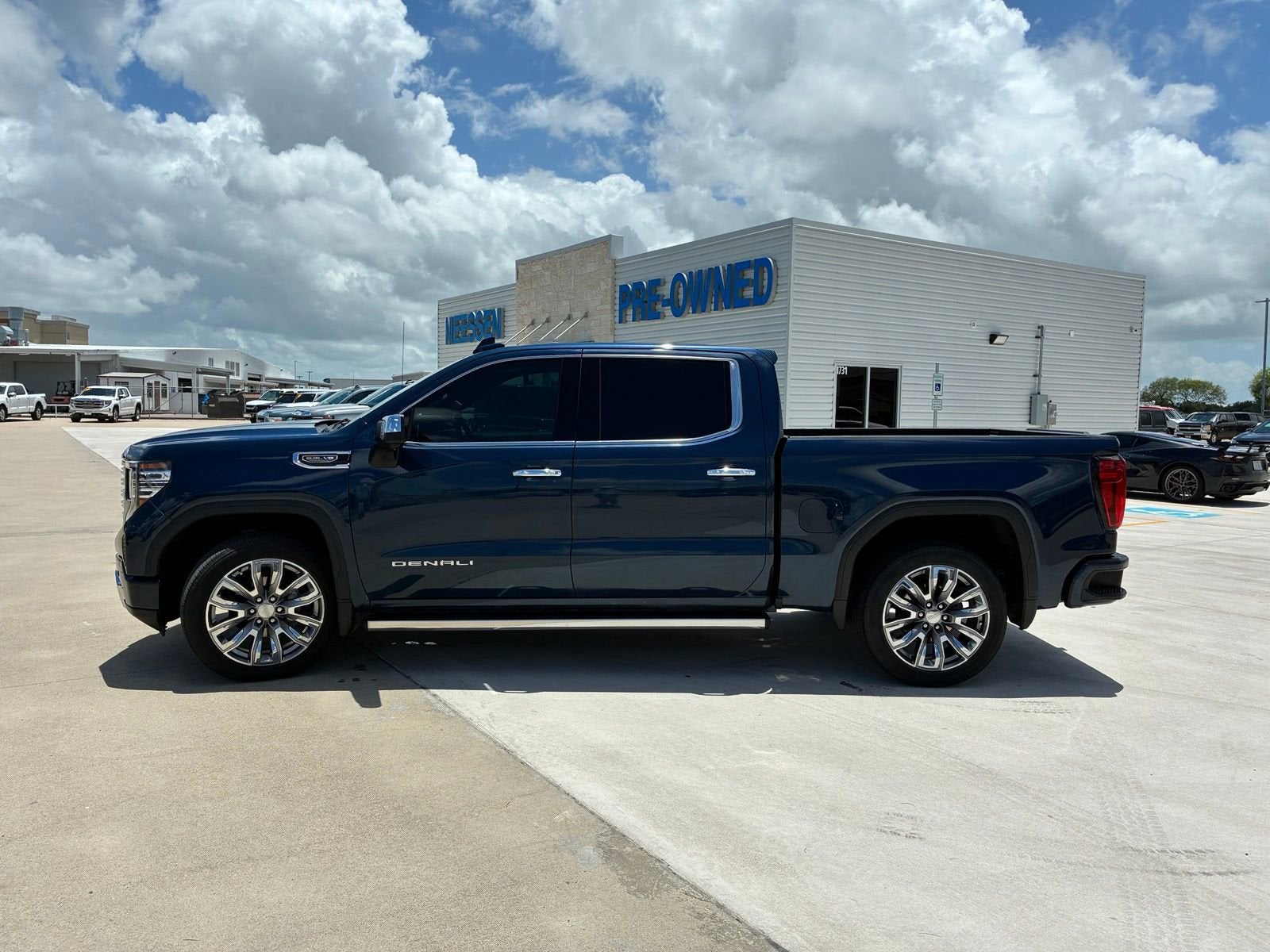 2023 GMC Sierra 1500 Denali