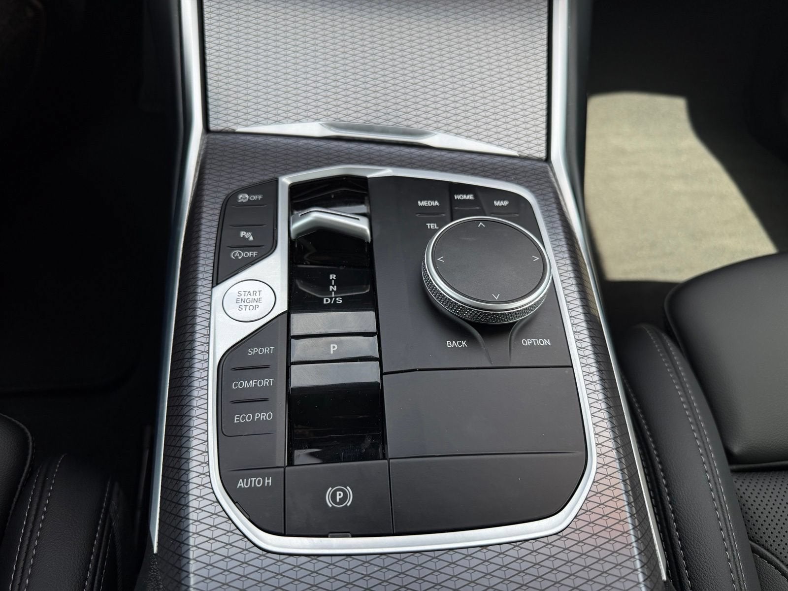 2026 BMW 3 Series 330i NA