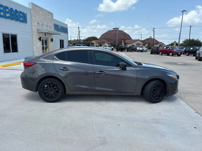 2018 Mazda Mazda3 4-Door Touring