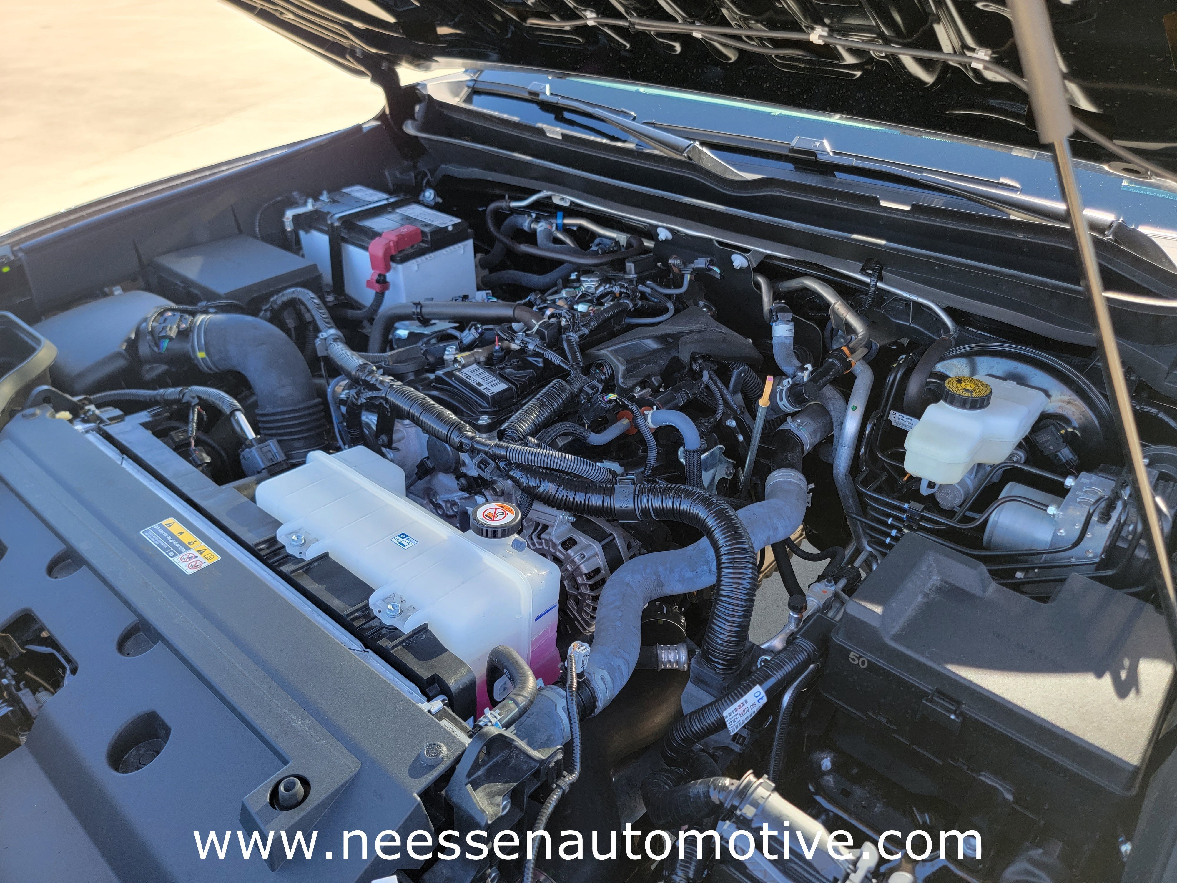 2025 Toyota Tacoma 2WD SR5