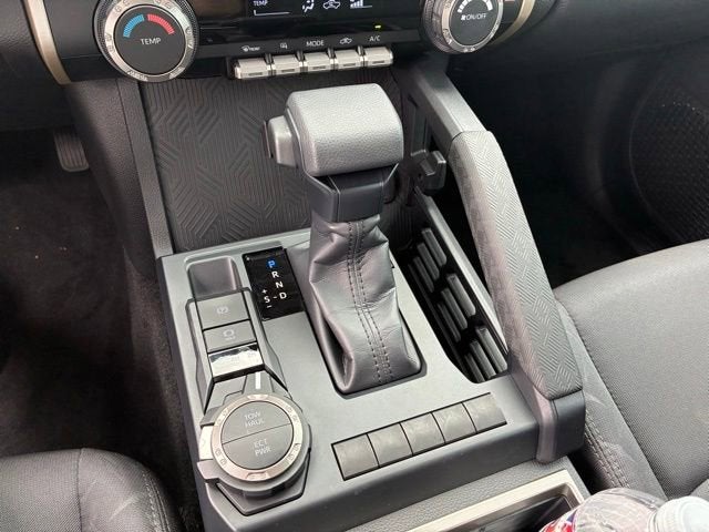 2026 Toyota Tacoma 4WD SR5
