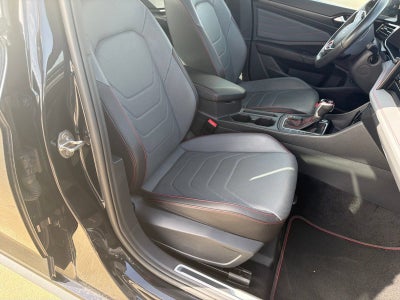 2025 Volkswagen Jetta GLI Autobahn