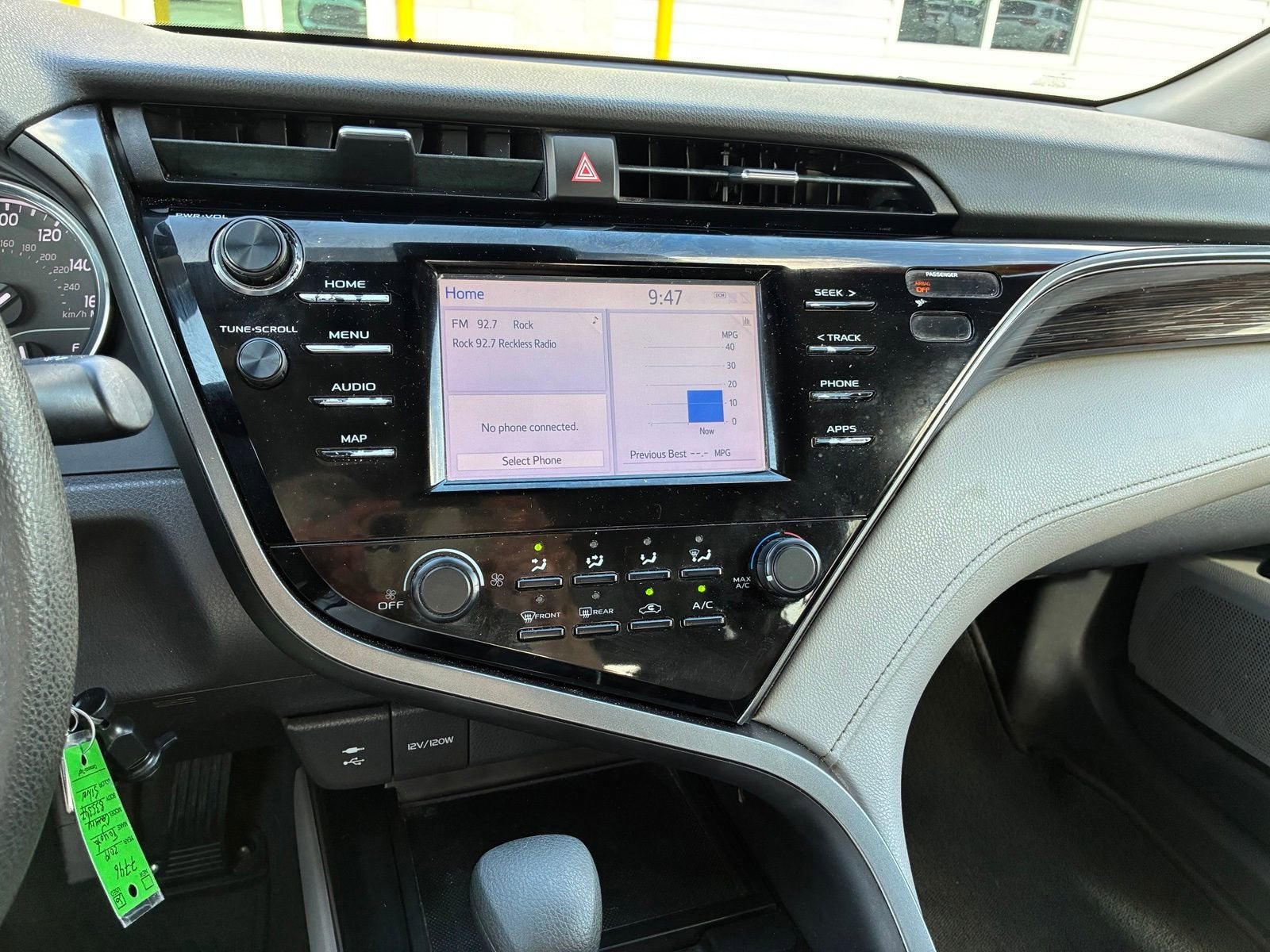 2019 Toyota Camry LE