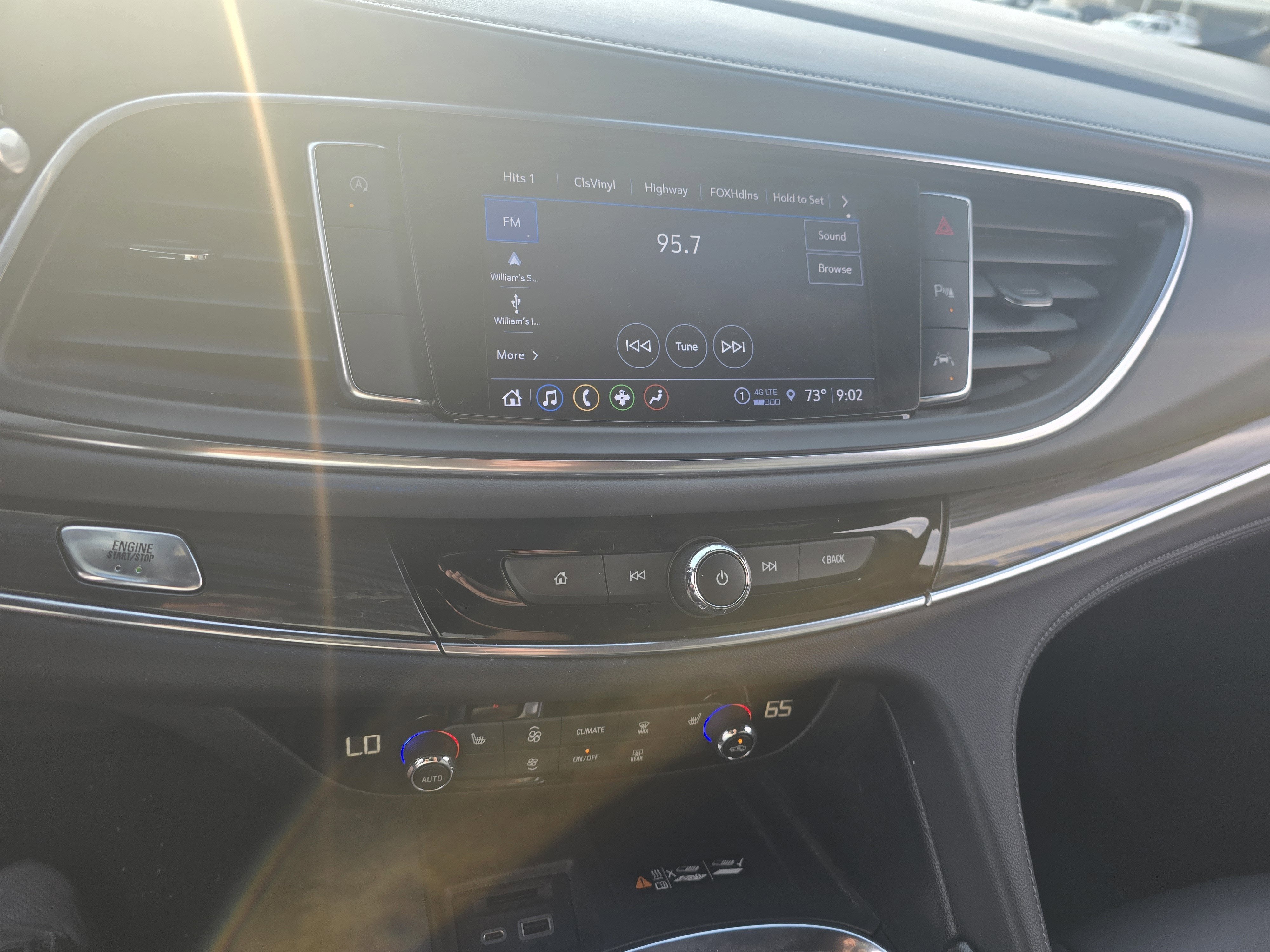 2024 Buick Enclave Essence