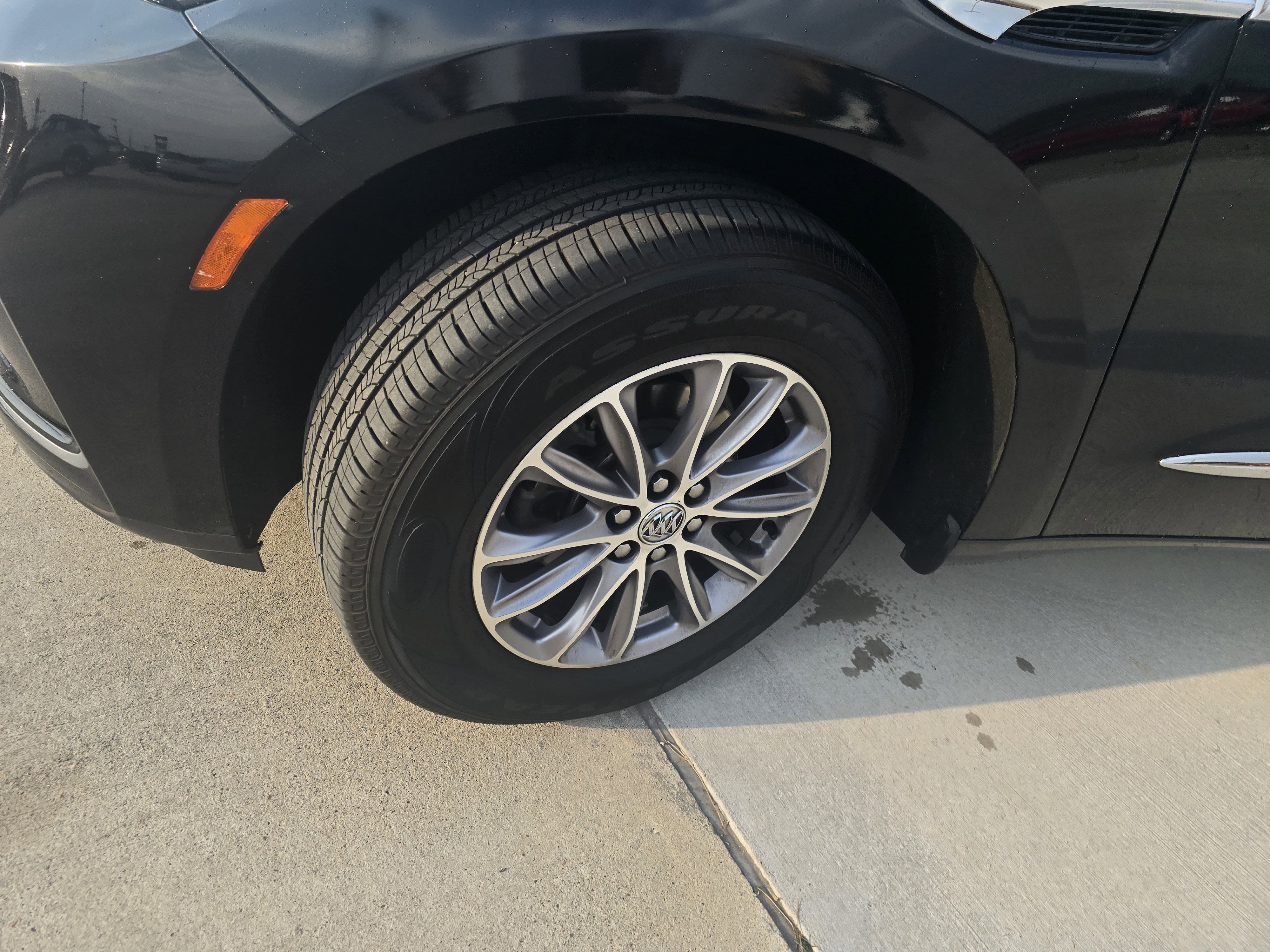 2024 Buick Enclave Essence