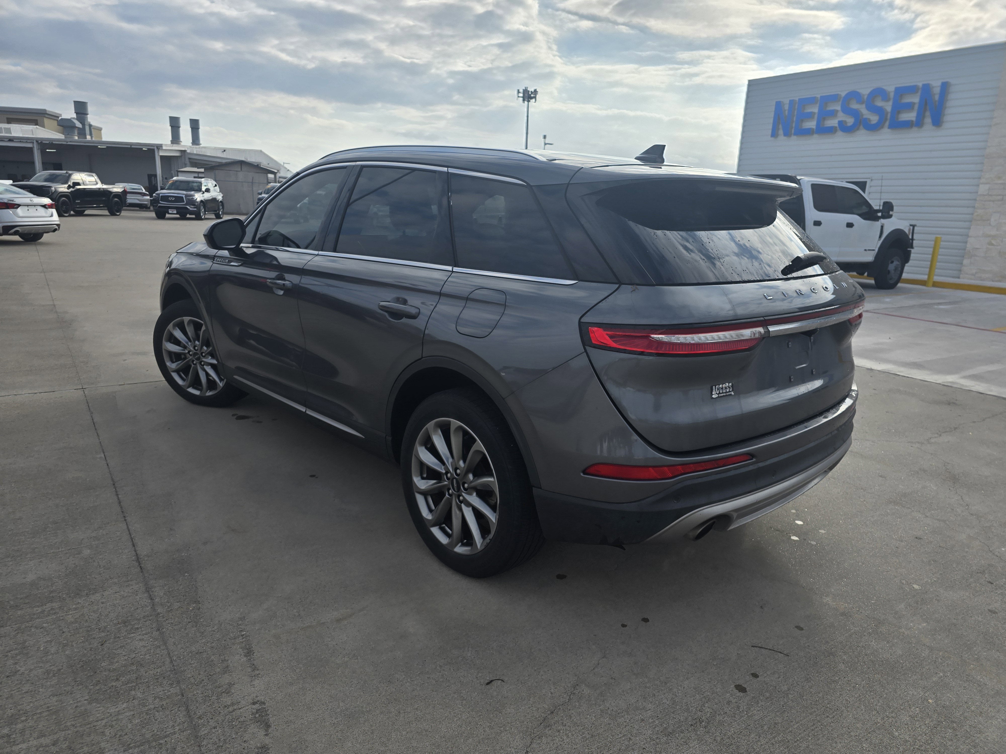 2022 Lincoln Corsair Standard