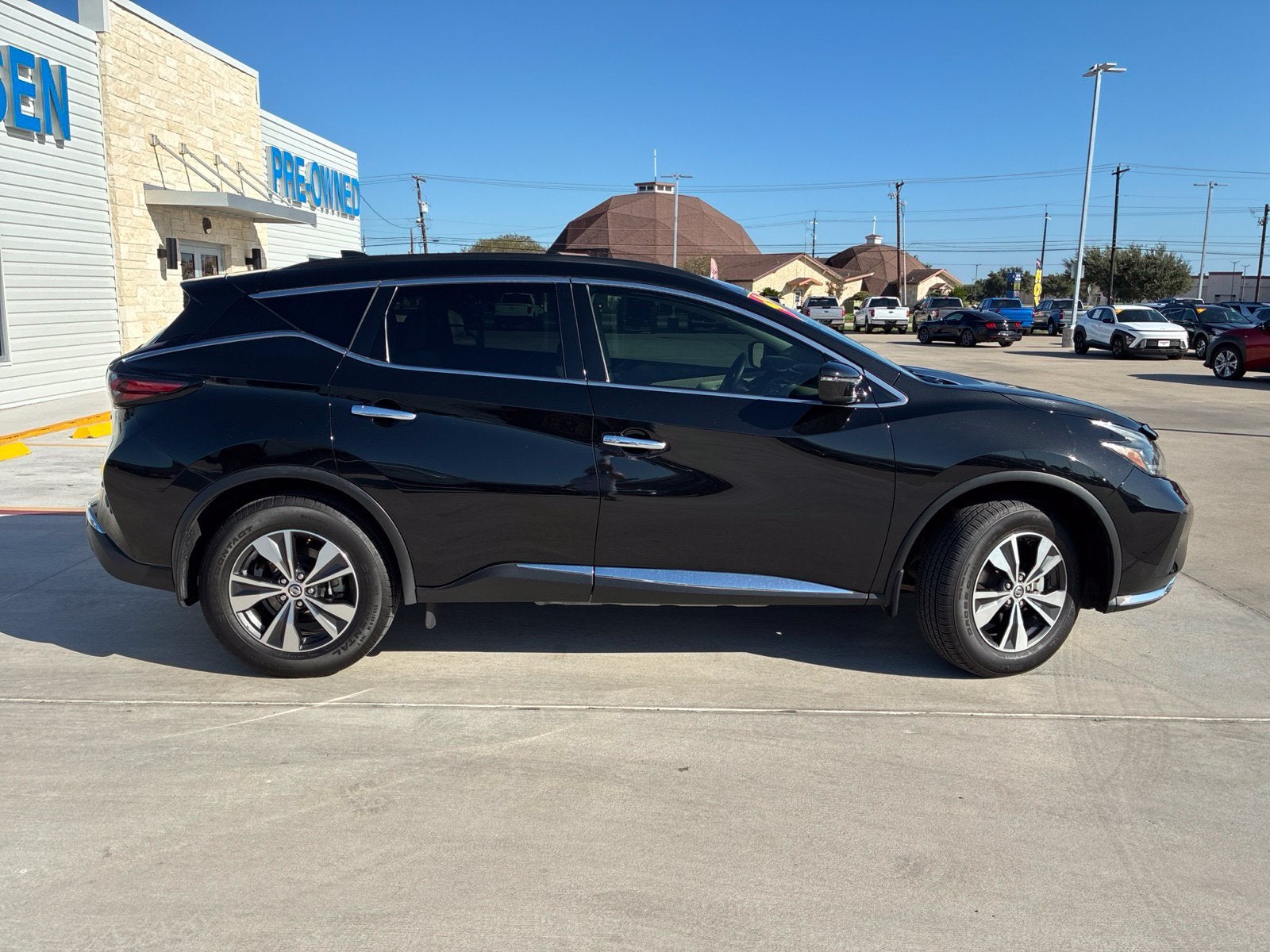 2022 Nissan Murano SV
