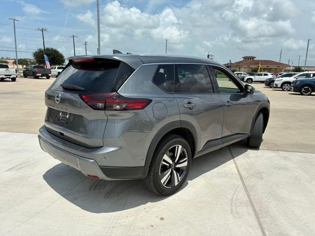 2026 Nissan Rogue SL