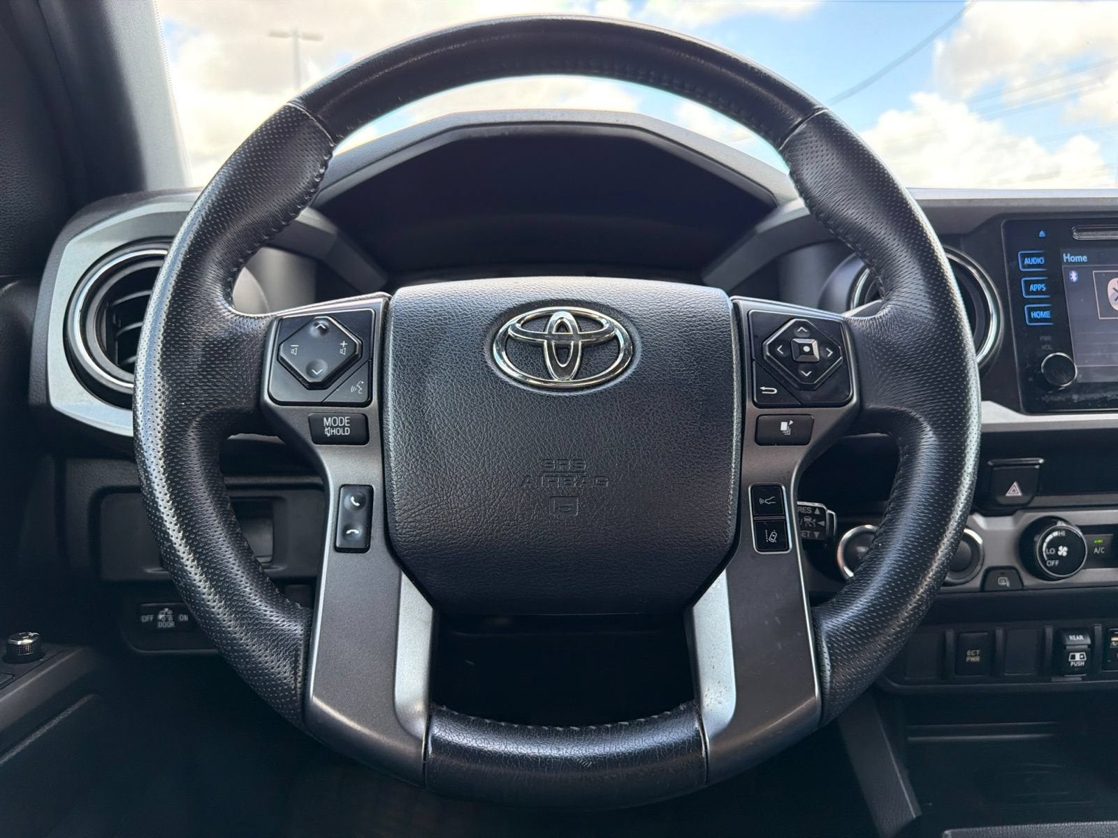 2018 Toyota Tacoma SR