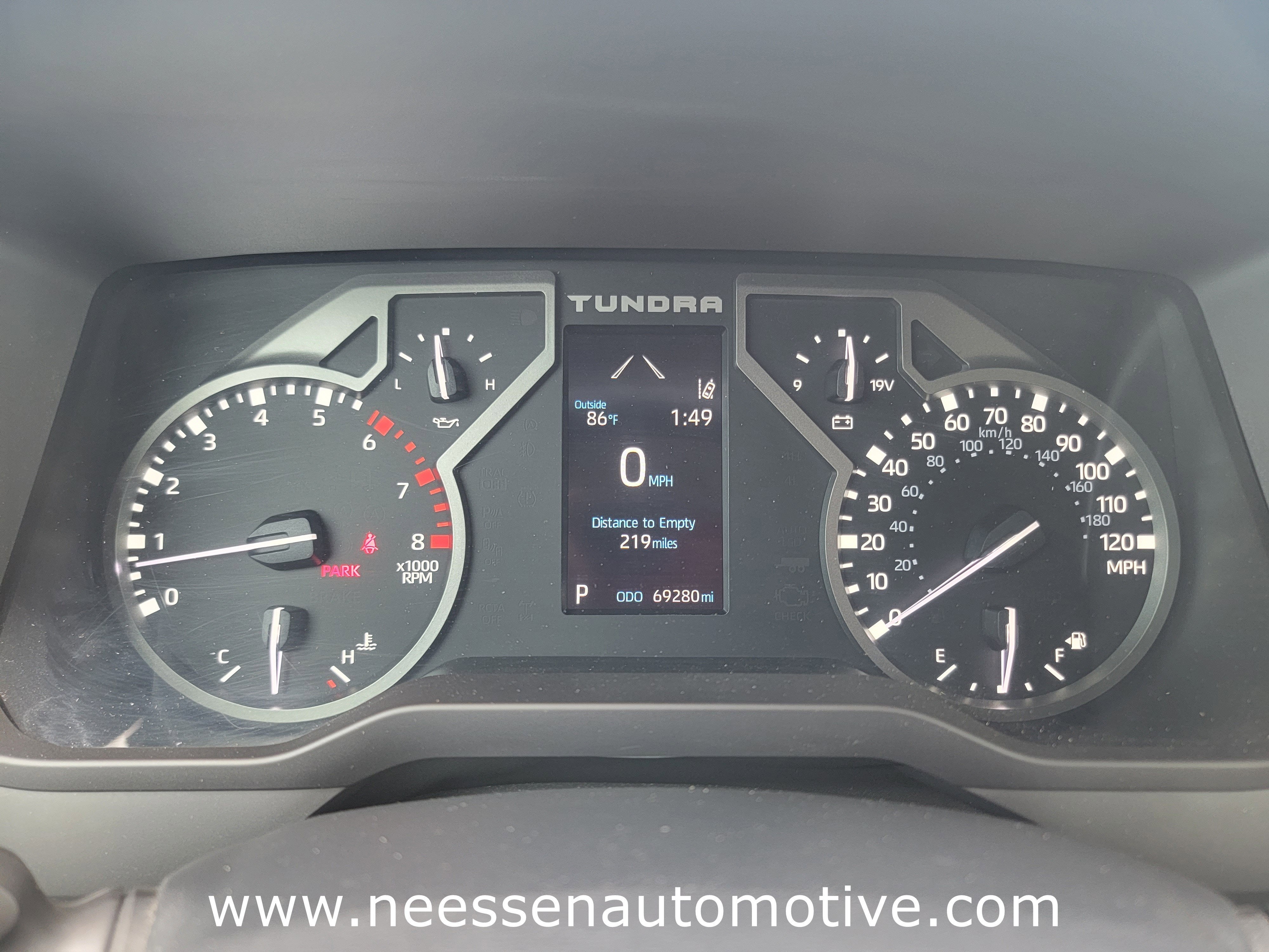 2024 Toyota Tundra 2WD SR5