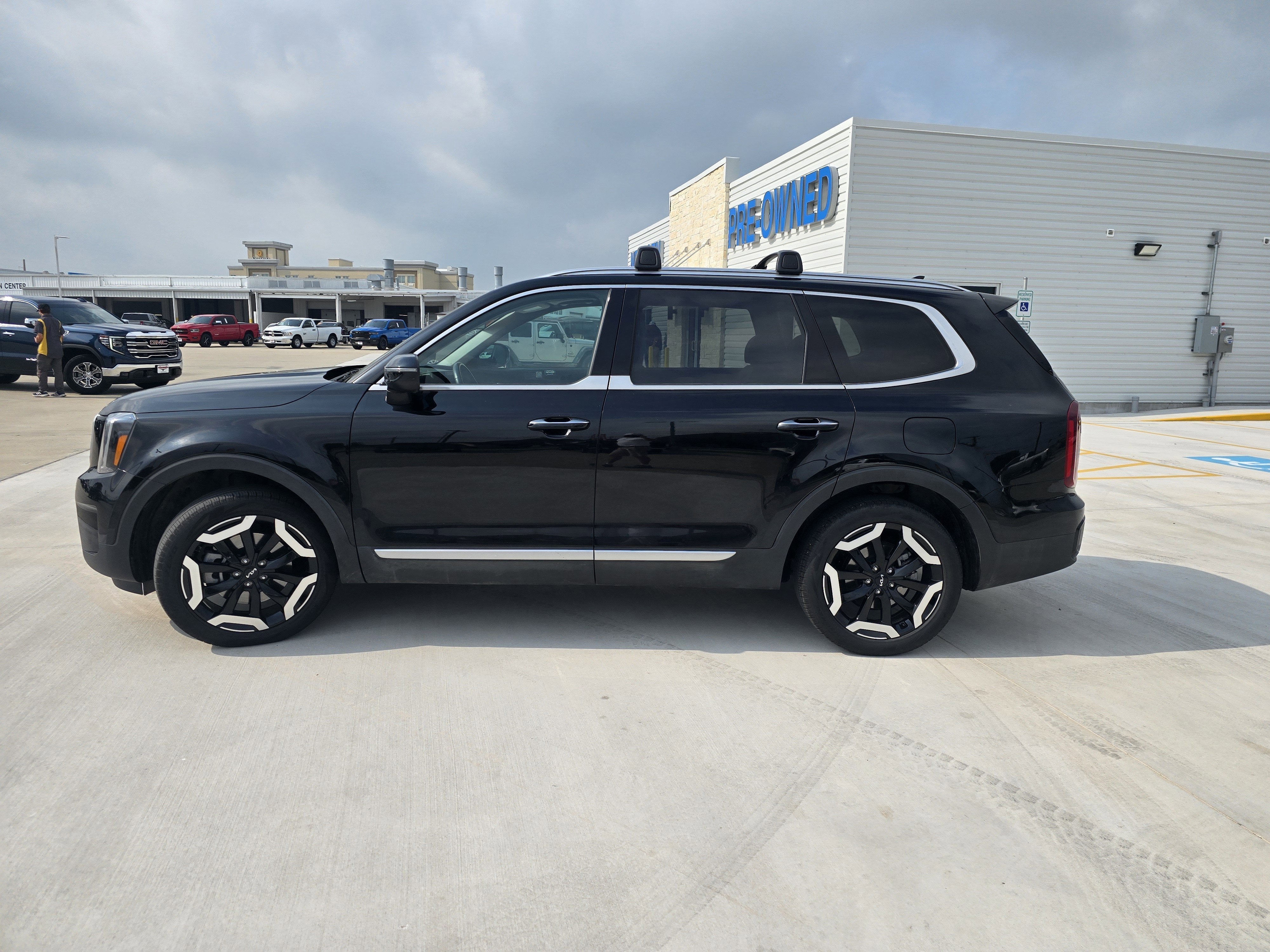2025 Kia Telluride S