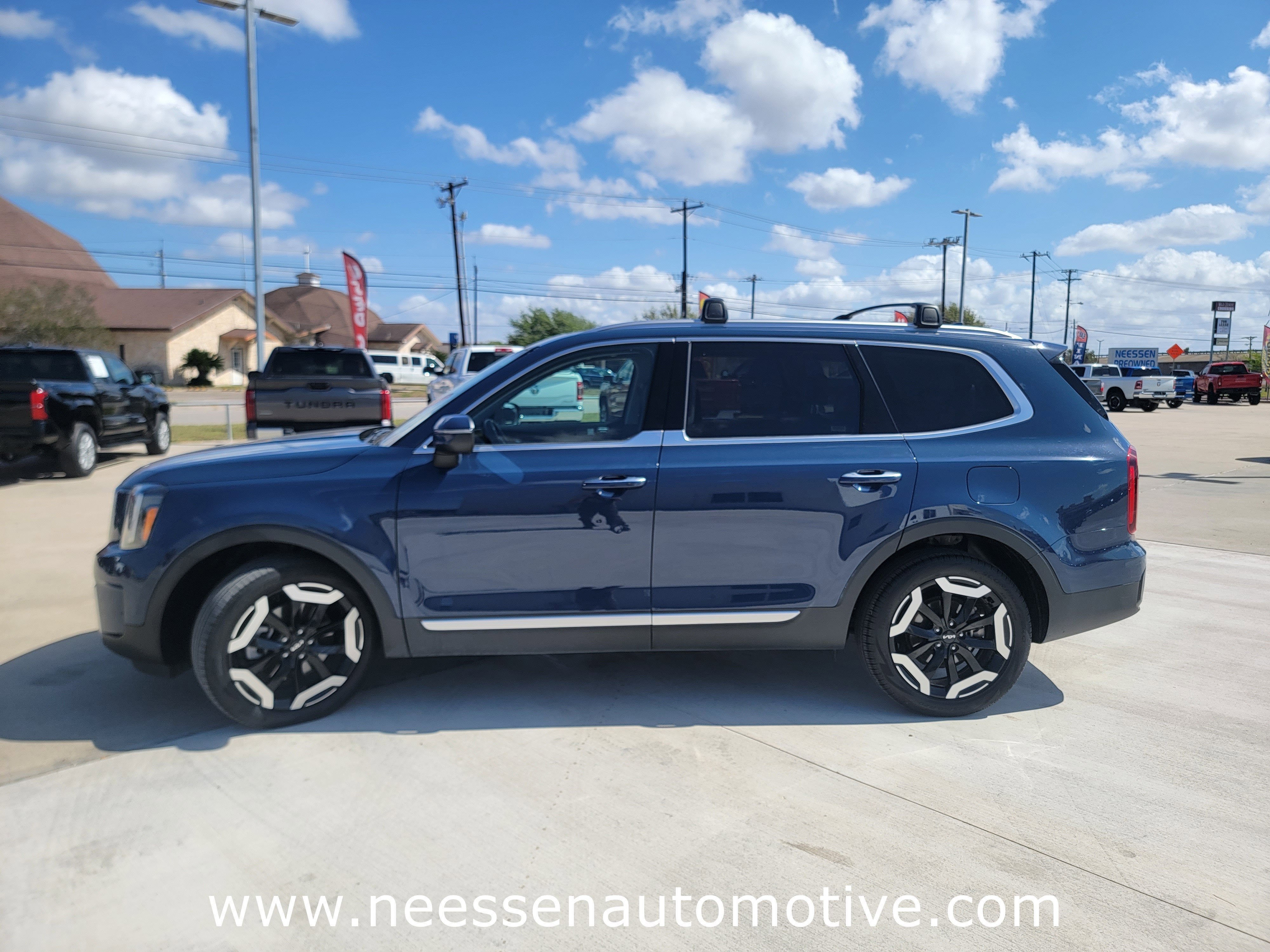 2025 Kia Telluride S