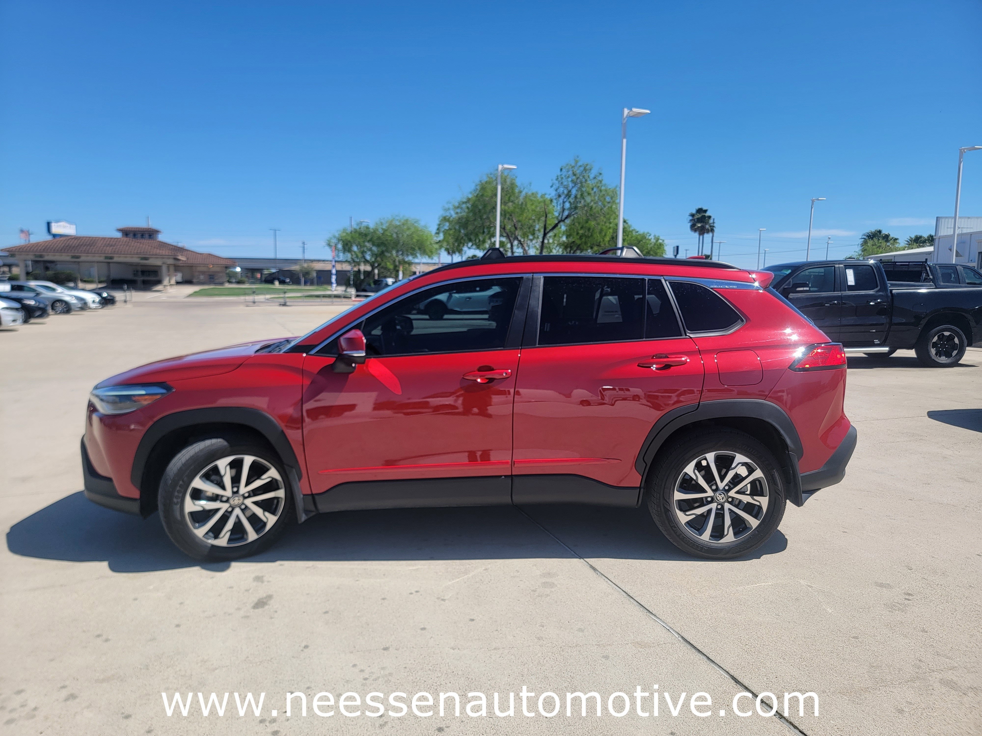 2024 Toyota Corolla Cross XLE