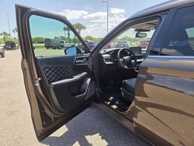 2024 Mitsubishi Outlander Plug-In Hybrid SEL