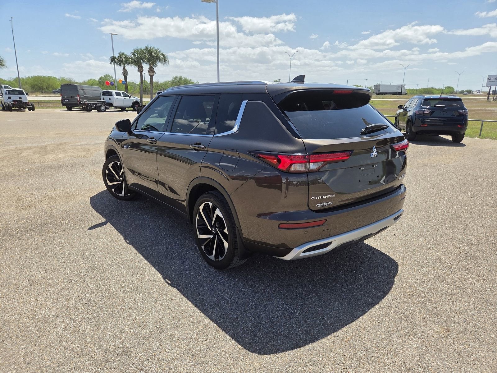2024 Mitsubishi Outlander Plug-In Hybrid SEL