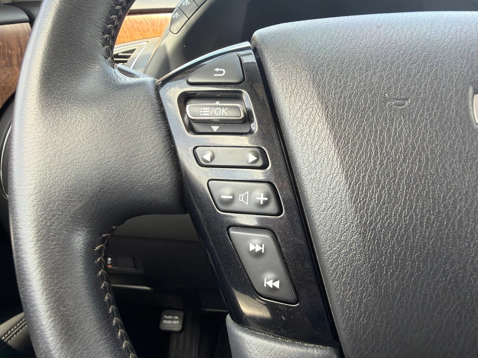 2021 Nissan Armada SL