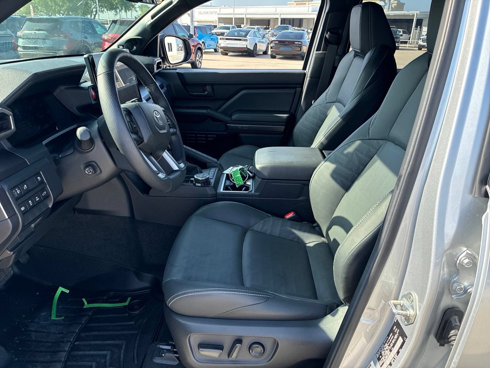 2025 Toyota 4Runner Hybrid TRD Off Road
