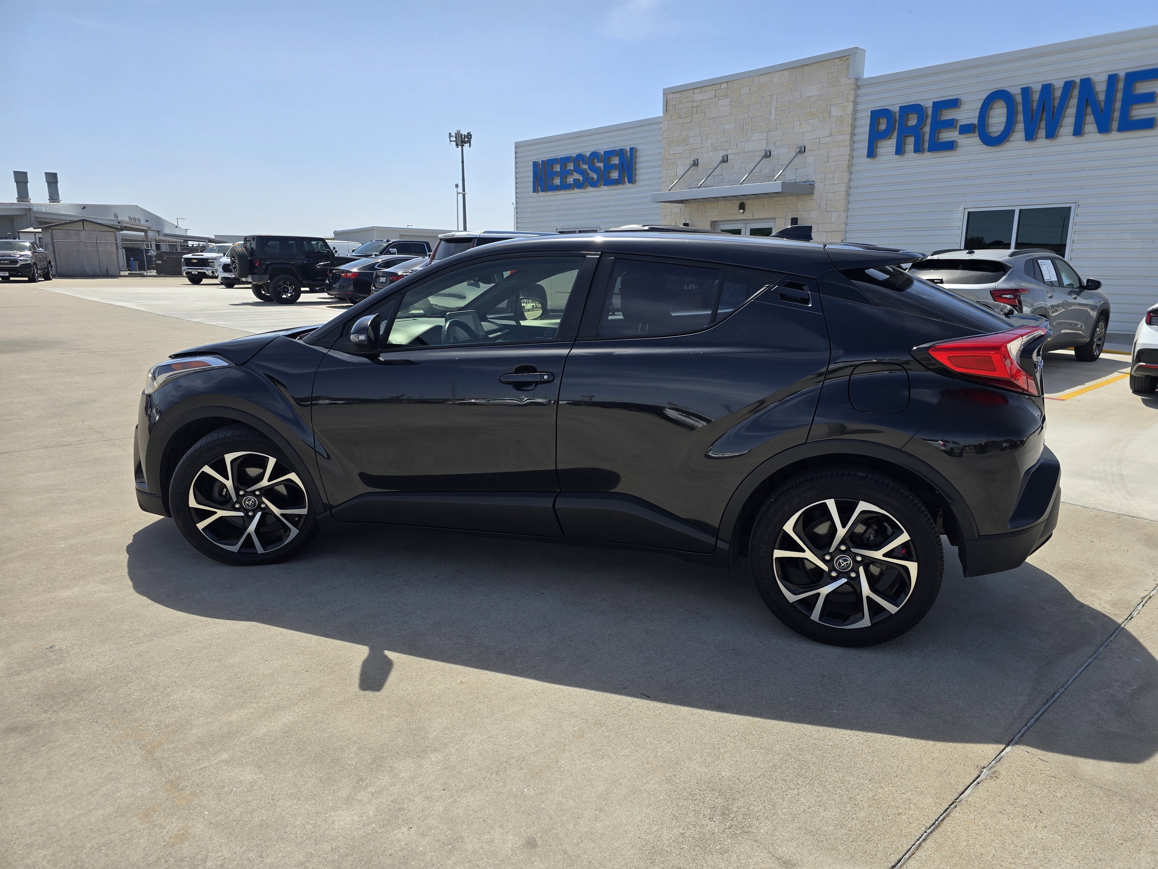 2019 Toyota C-HR XLE
