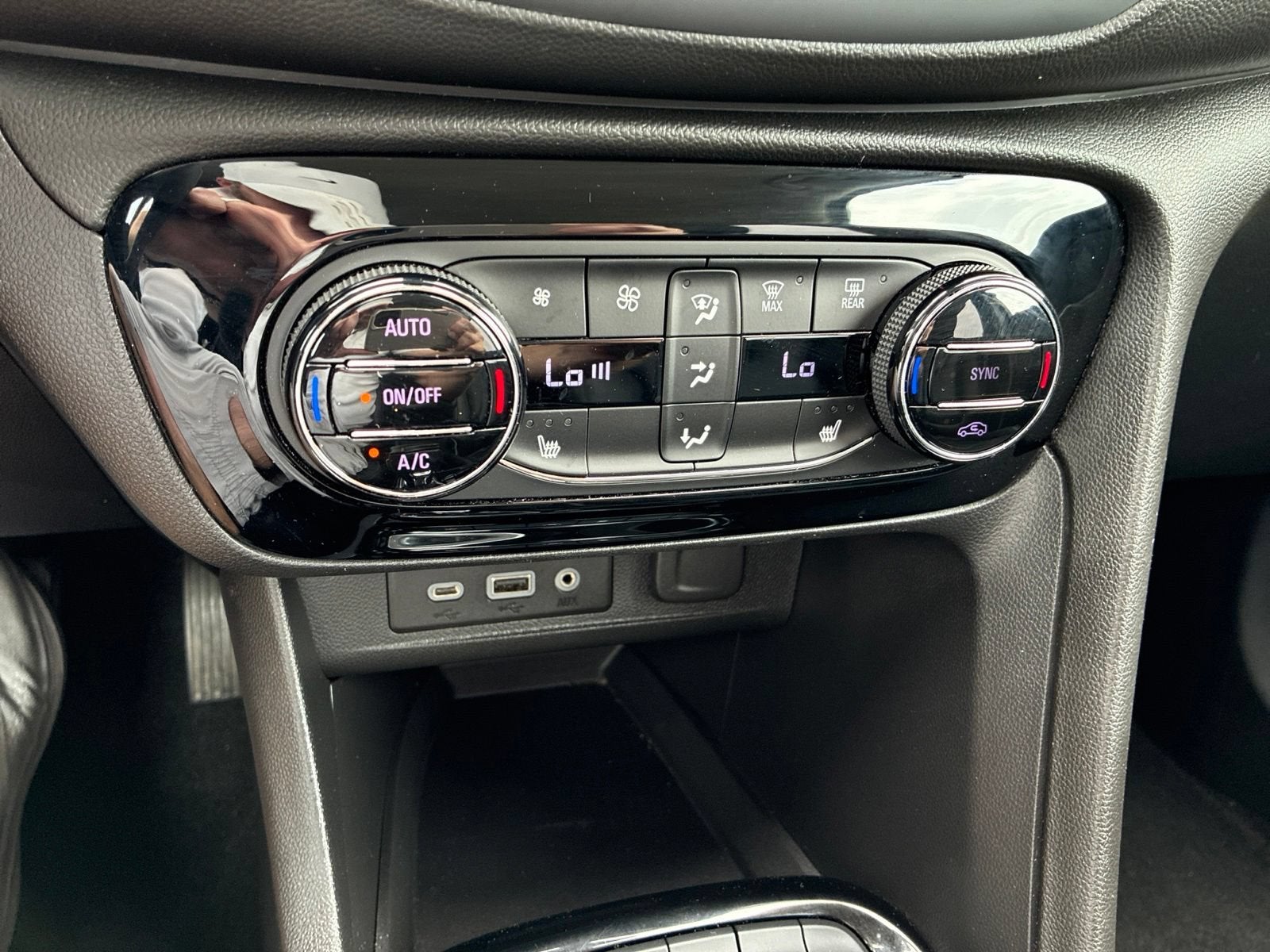 2020 Buick Encore GX Essence