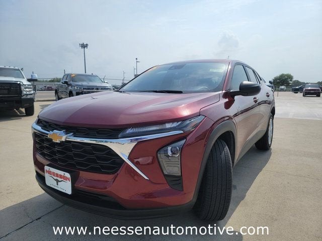 2025 Chevrolet Trax LS