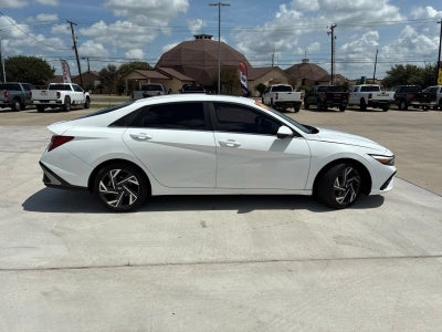 2024 Hyundai Elantra Limited