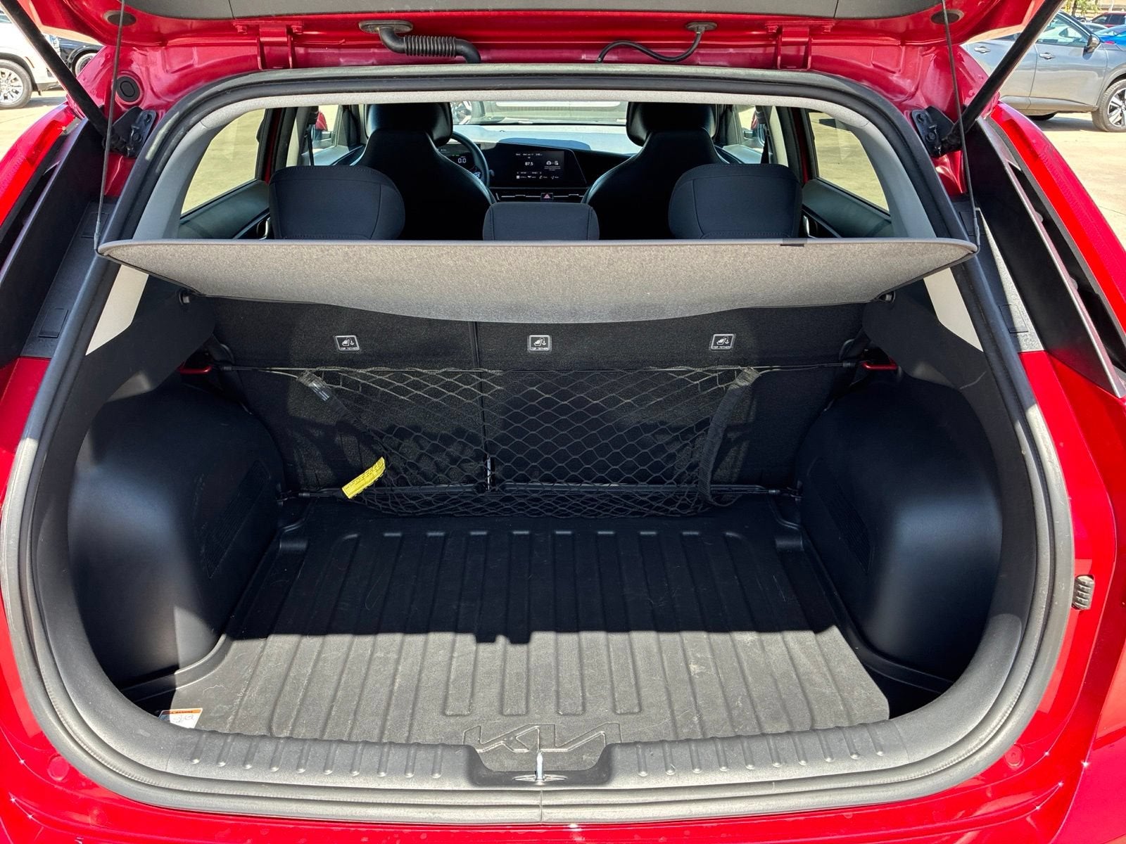 2024 Kia Niro LX