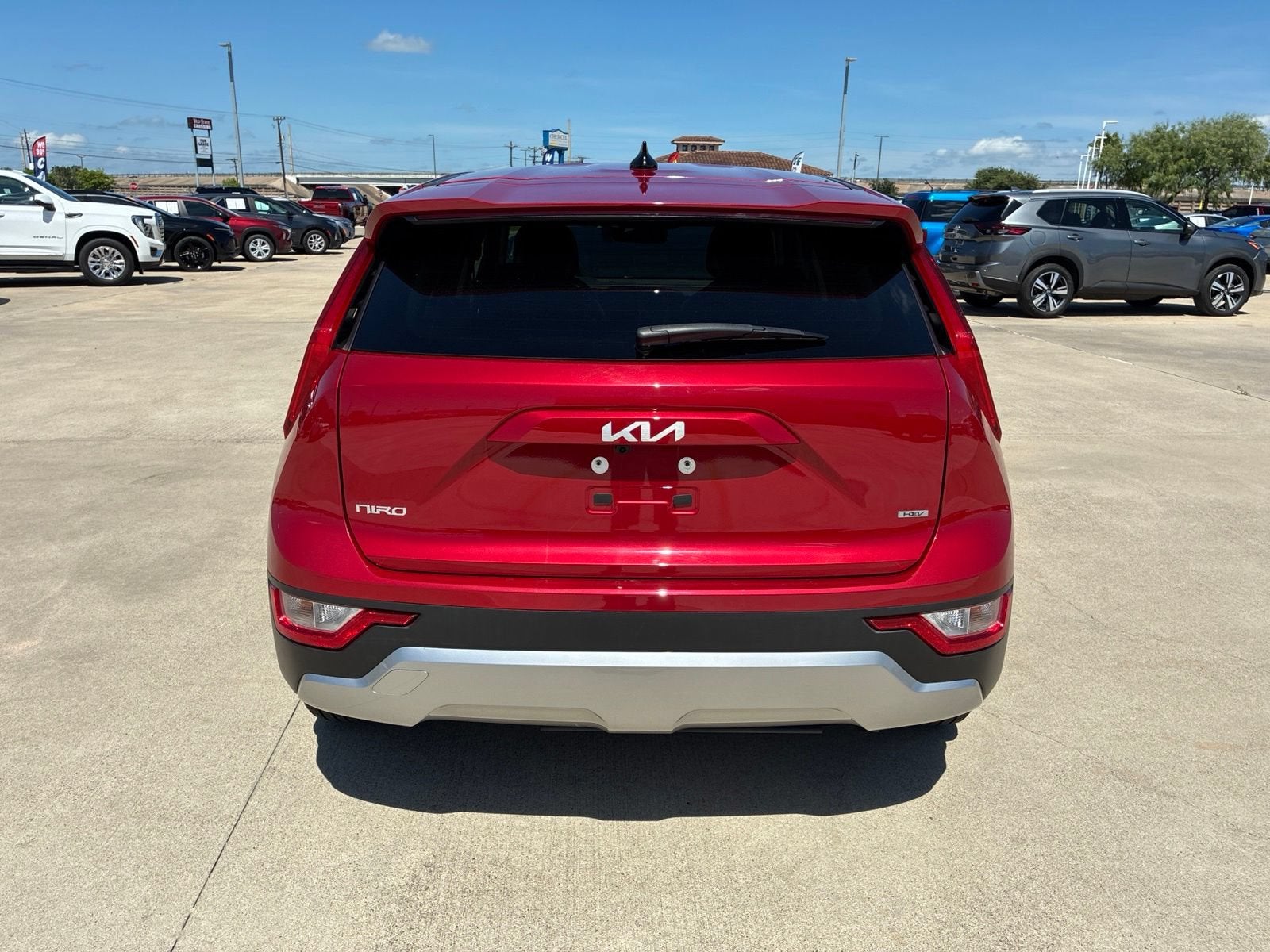 2024 Kia Niro LX
