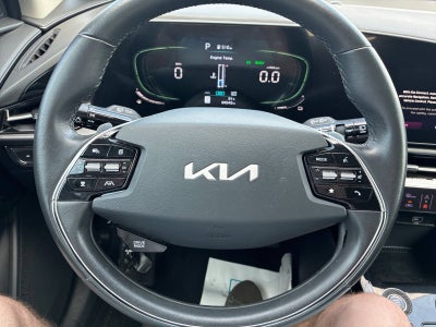 2023 Kia Niro EX