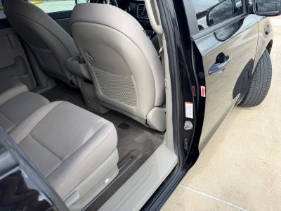 2021 Kia Sedona LX