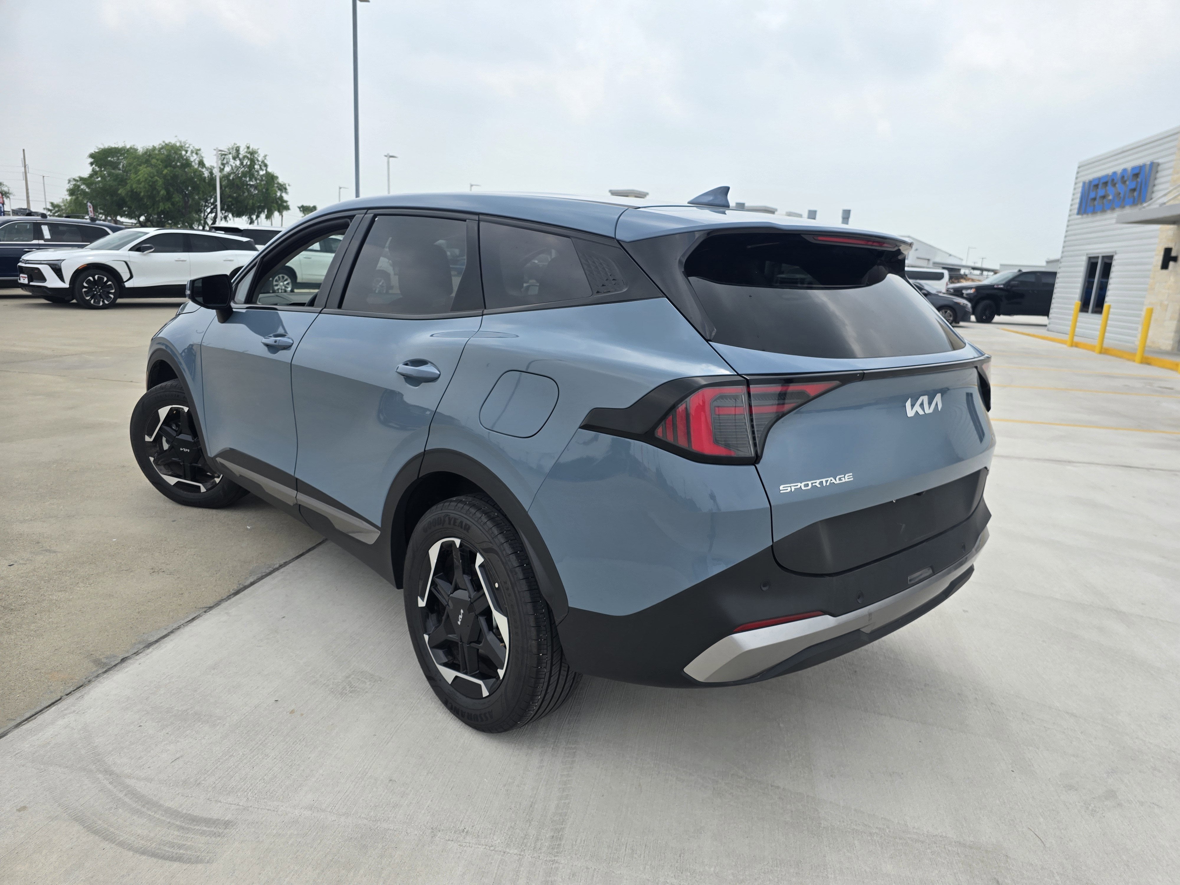 2026 Kia Sportage Hybrid S