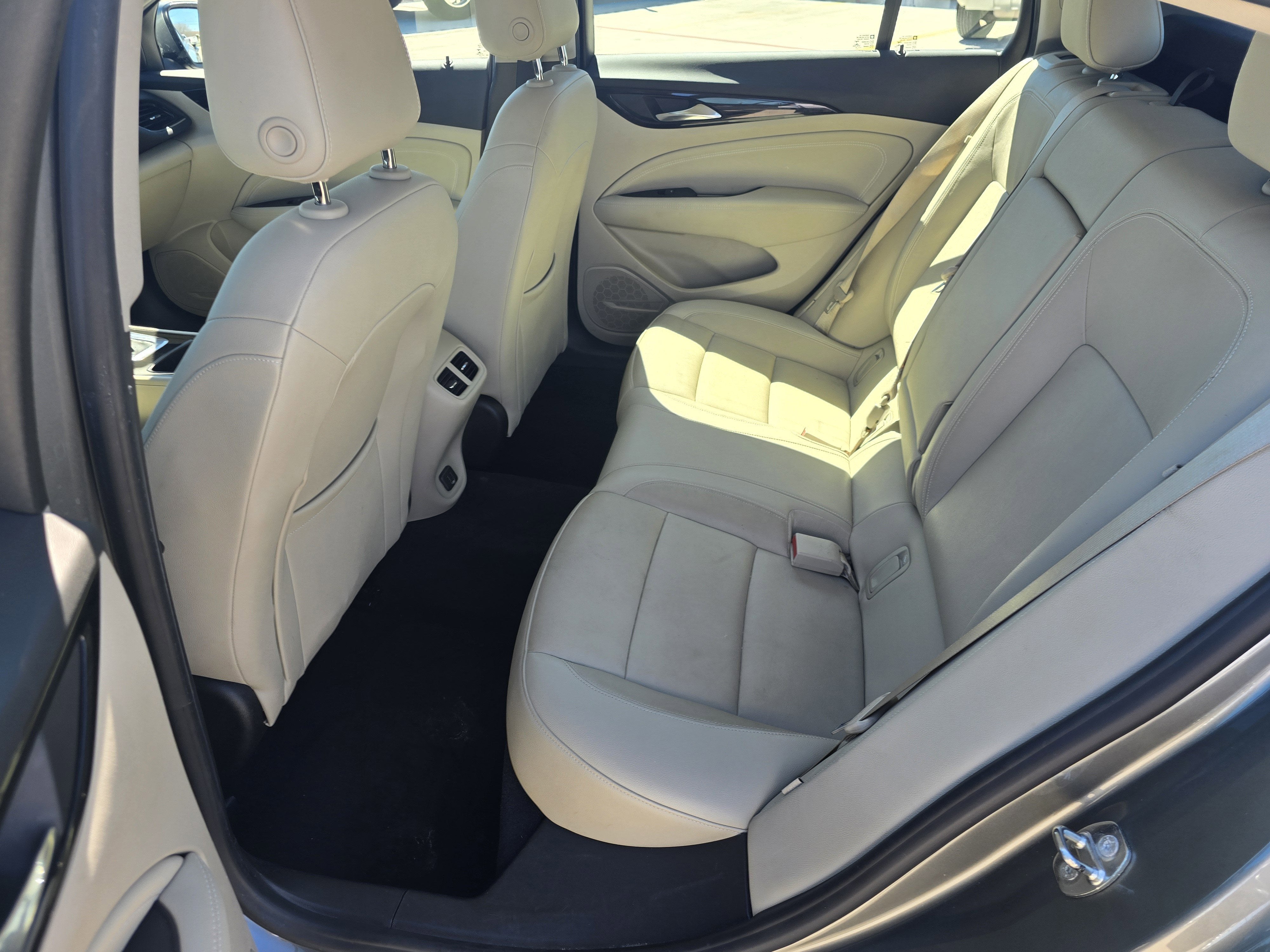 2018 Buick Regal Sportback Essence